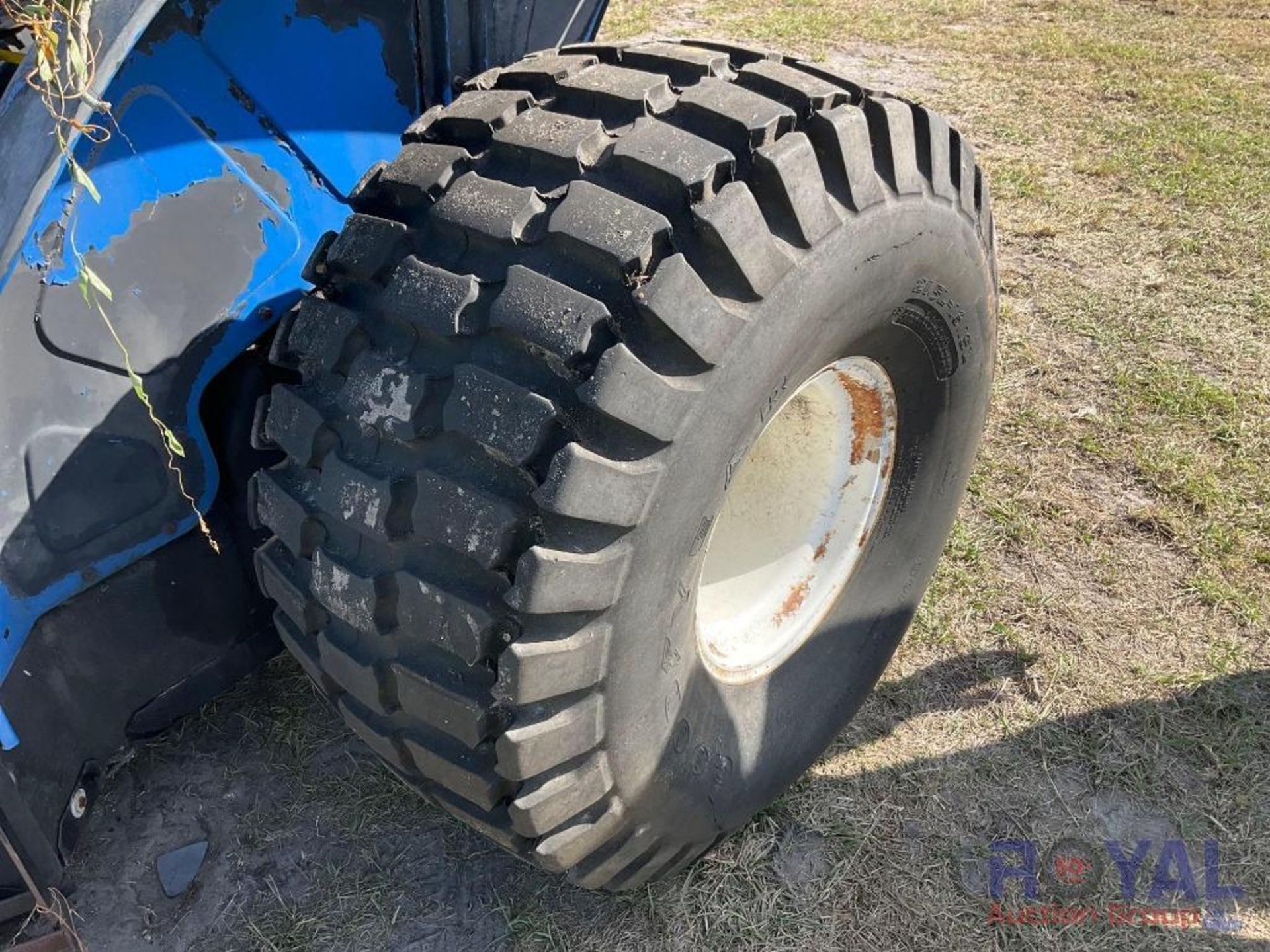 New Holland Model TN70 Tractor - Image 10 of 17