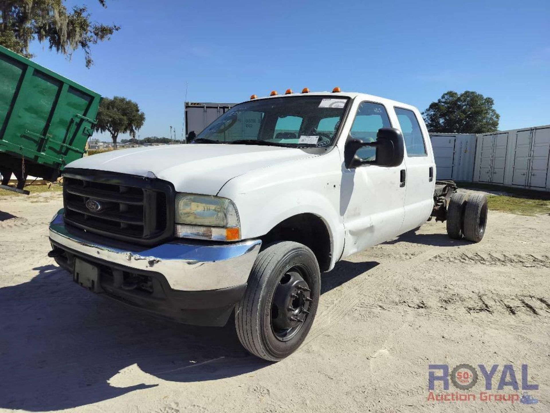 2004 Ford F450 Cab And Chassis Truck