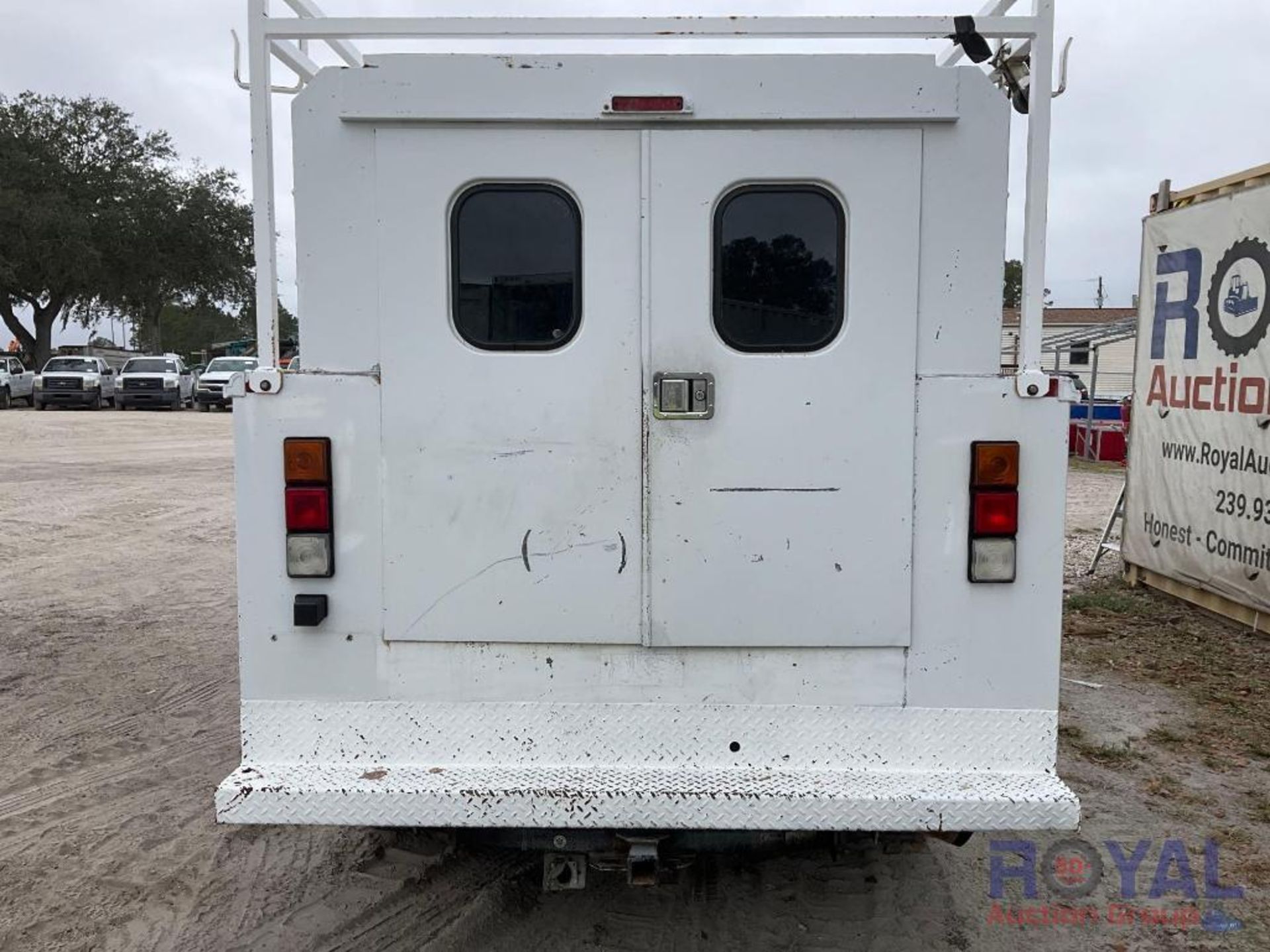 2002 Chevrolet Silverado Service Truck - Image 12 of 29