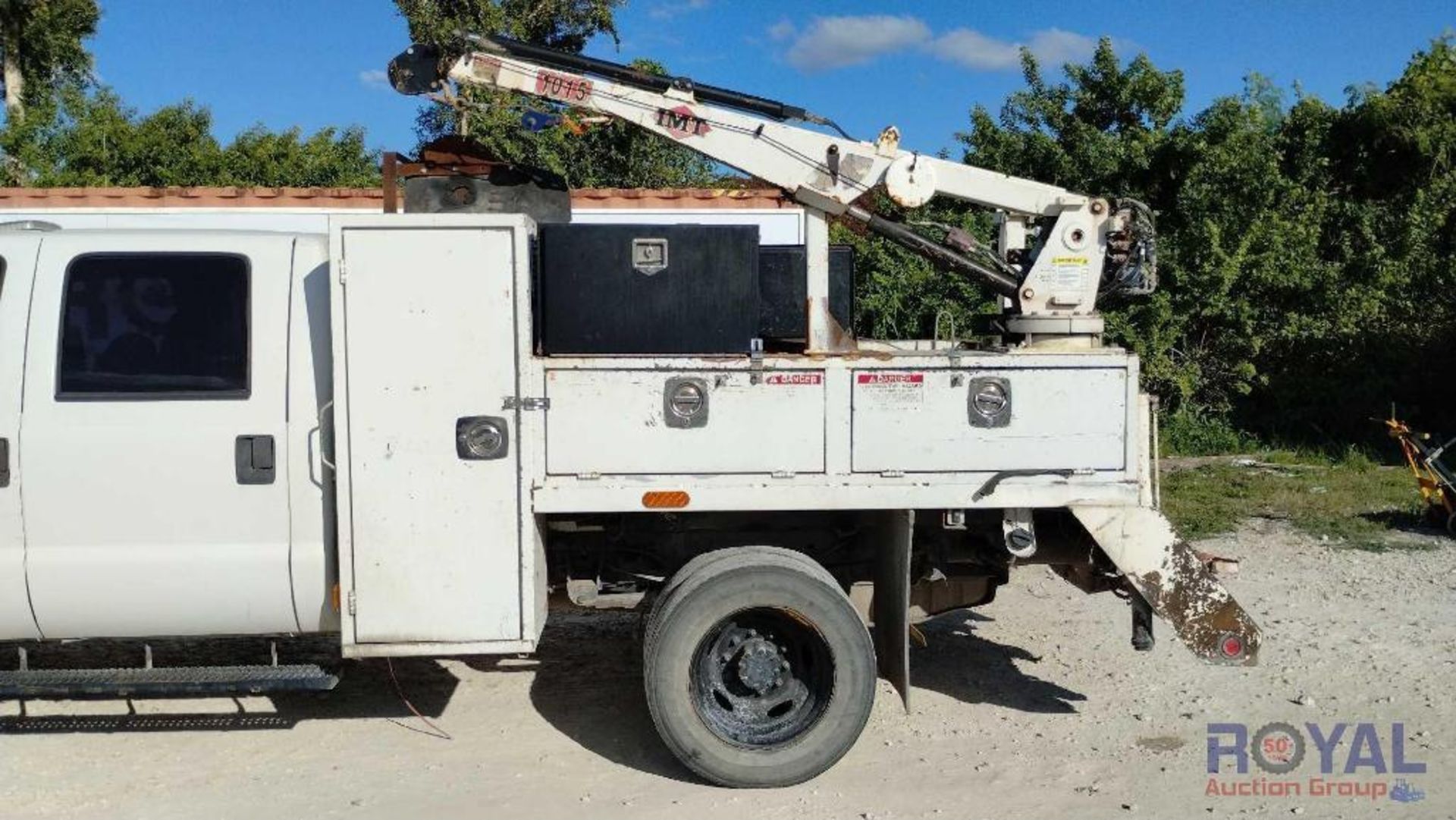 2008 Ford F550 MT 105 Crane Service Truck - Image 12 of 35