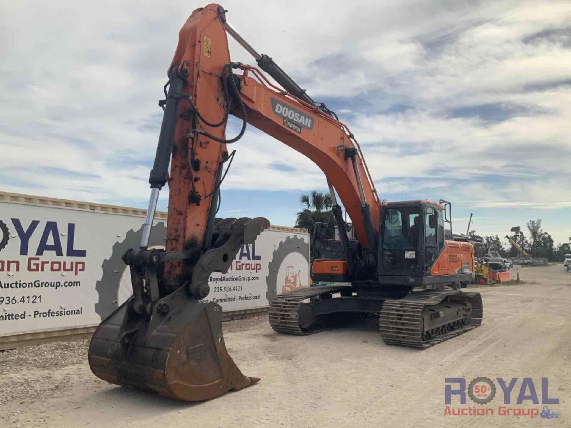 2019 Doosan DX350LC-5 Hydraulic Excavator