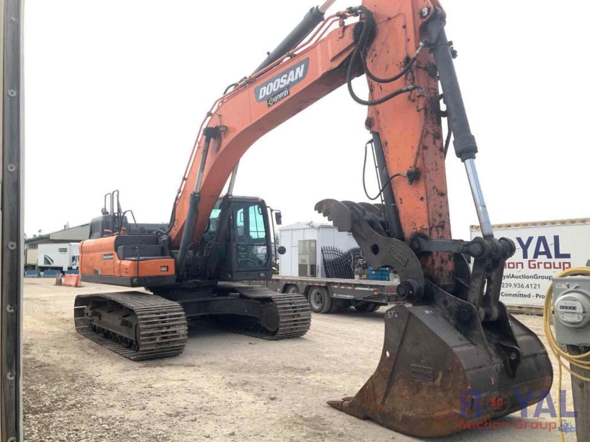 2019 Doosan DX350LC-5 Hydraulic Excavator - Image 2 of 37