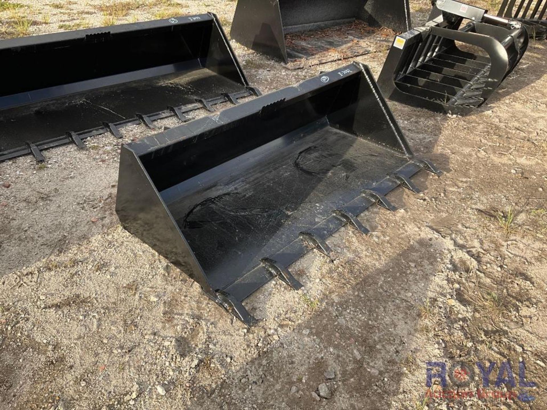 2023 66in Skid Steer Bucket with Teeth Attachment