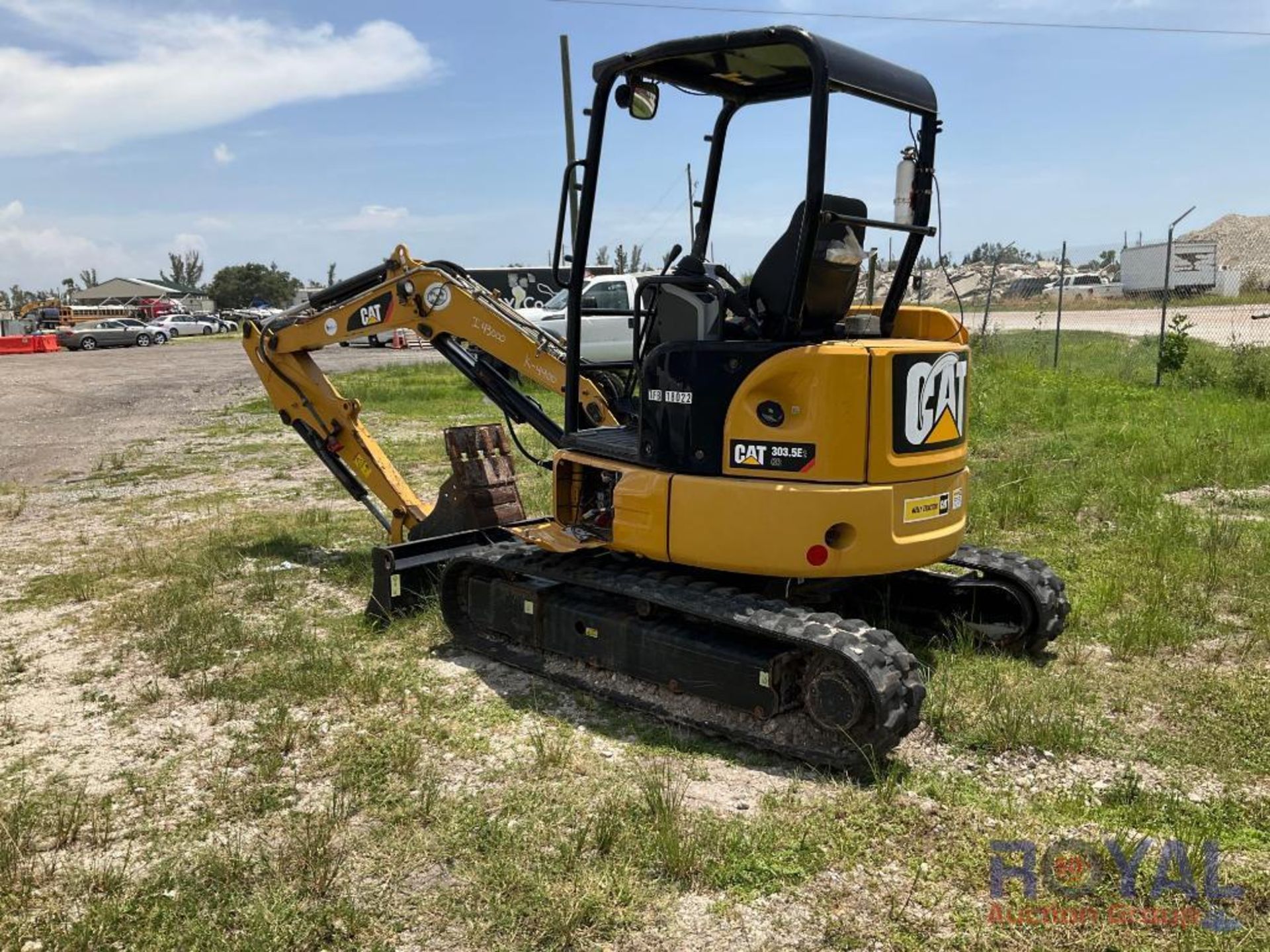 2018 Caterpillar 303.5E2 Mini Excavator - Image 3 of 19