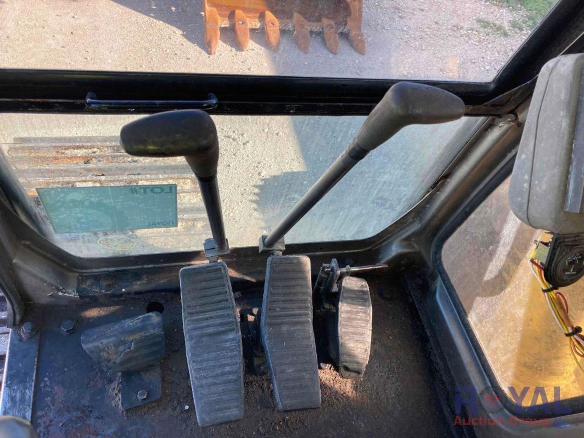 1996 Kobelco SK300LC Hydraulic Excavator - Image 18 of 28