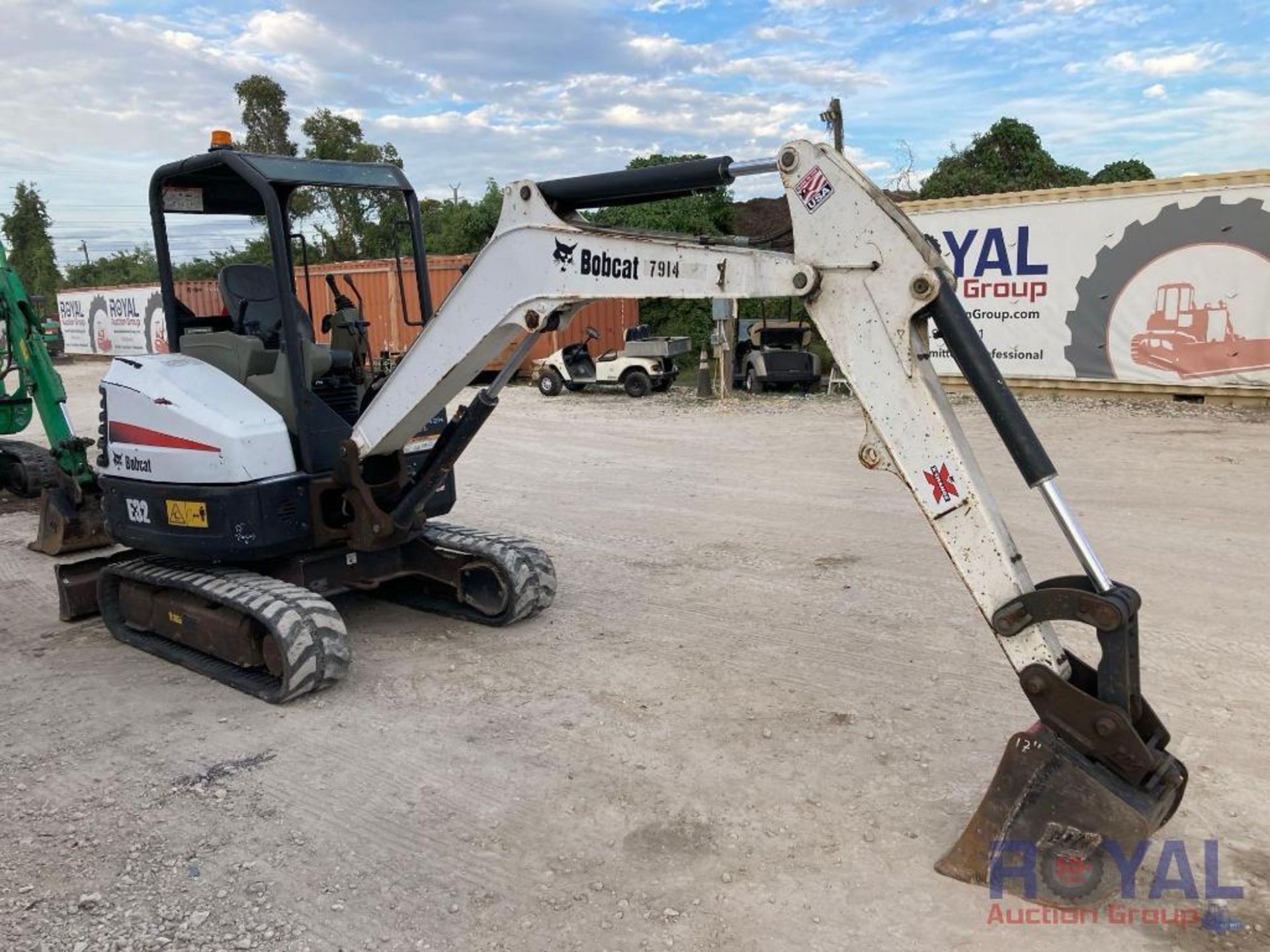 2016 Bobcat E32 Mini Excavator - Image 2 of 28