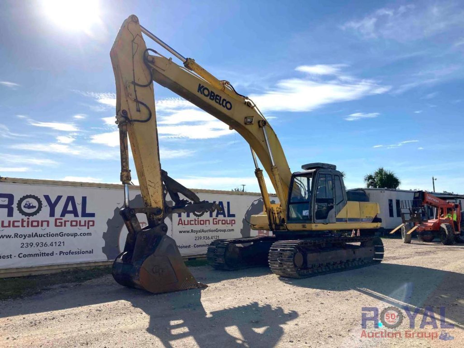 1996 Kobelco SK300LC Hydraulic Excavator