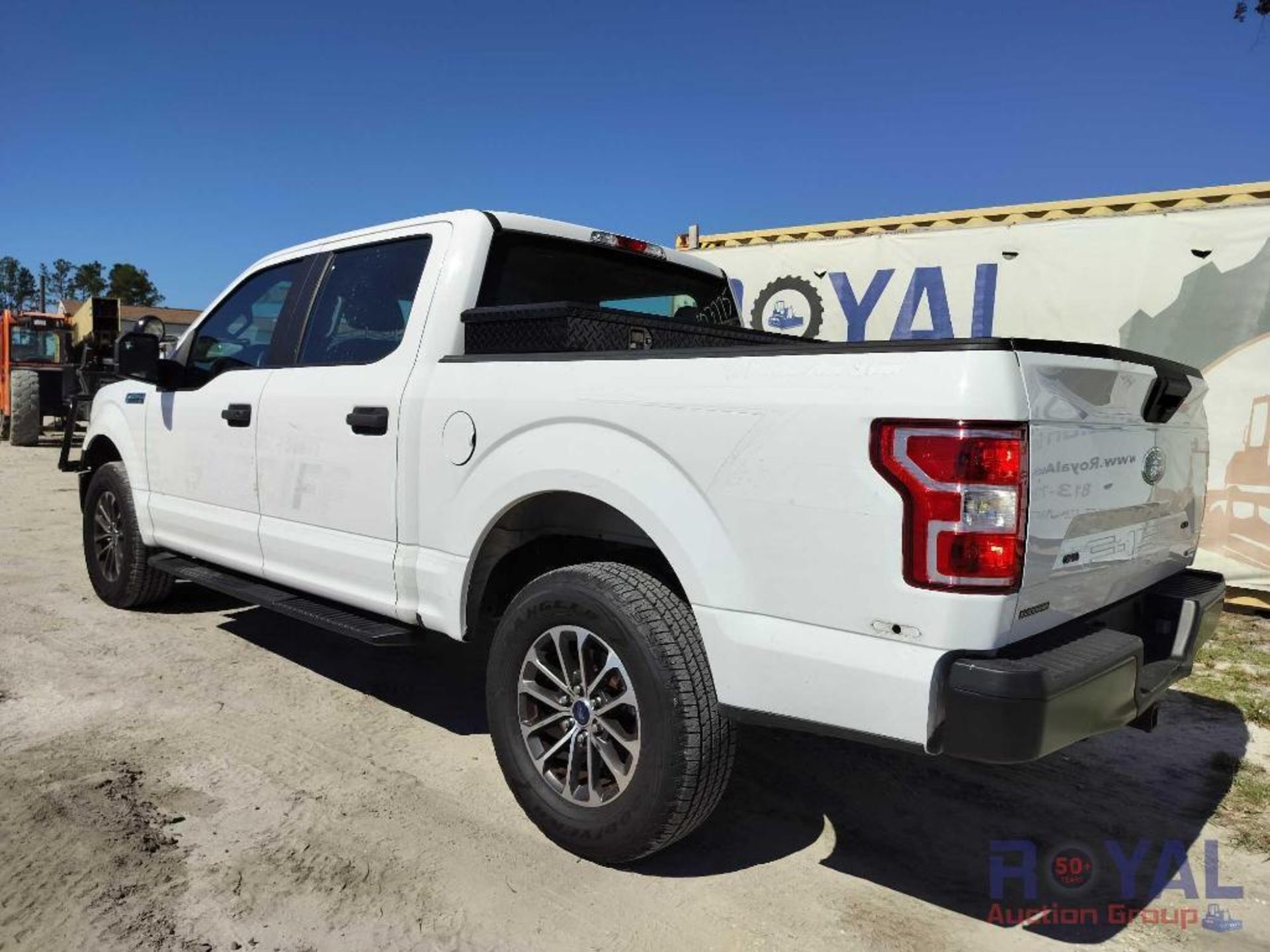 2019 Ford F150 4x4 Pickup Truck - Image 4 of 33