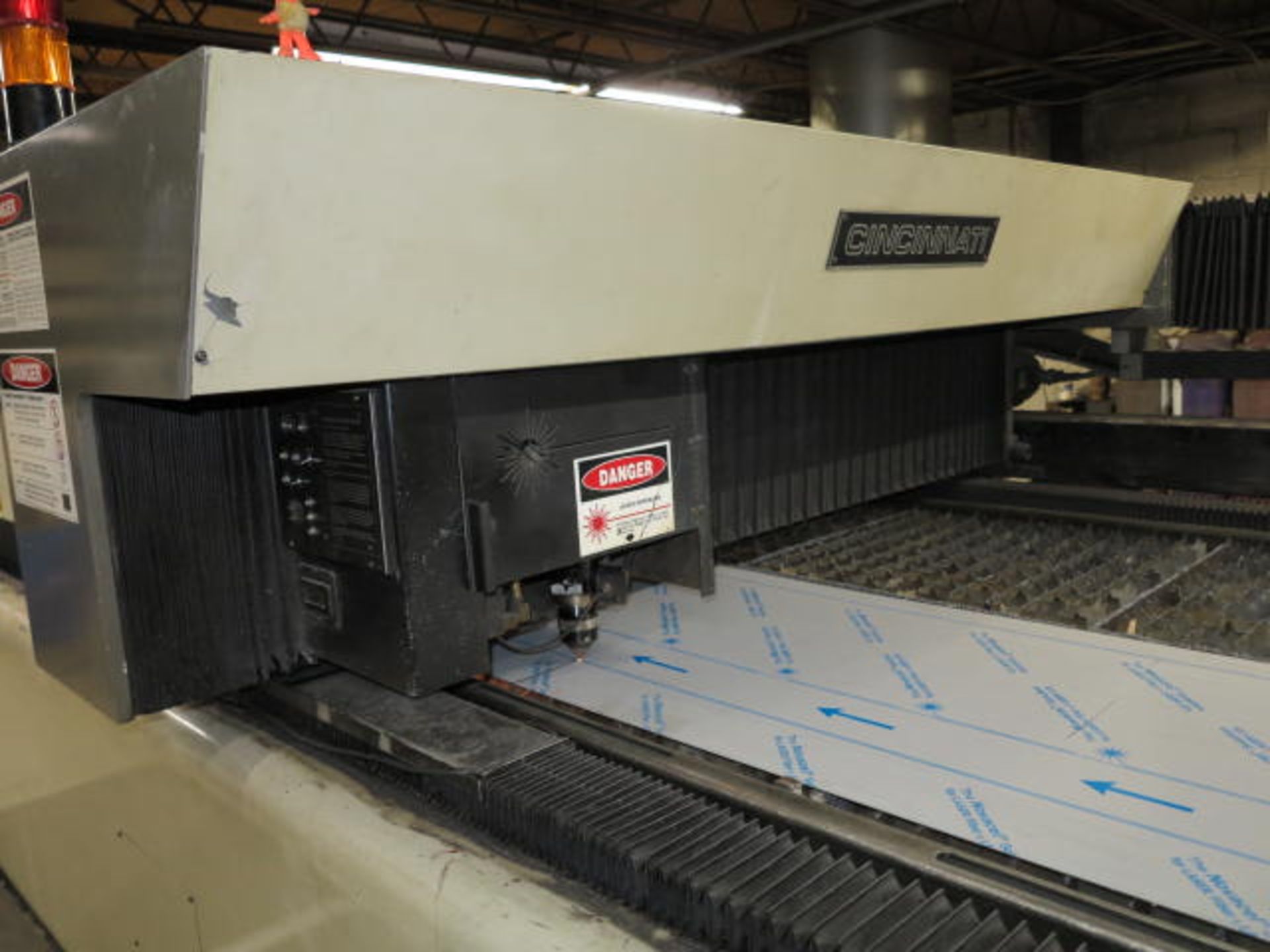 1999 Cincinnati CL6 Laser, Twin Shuttles, 5X10 CNC Laser S/N 51463, GE Fanuc Laser Model C2000C, - Image 3 of 6