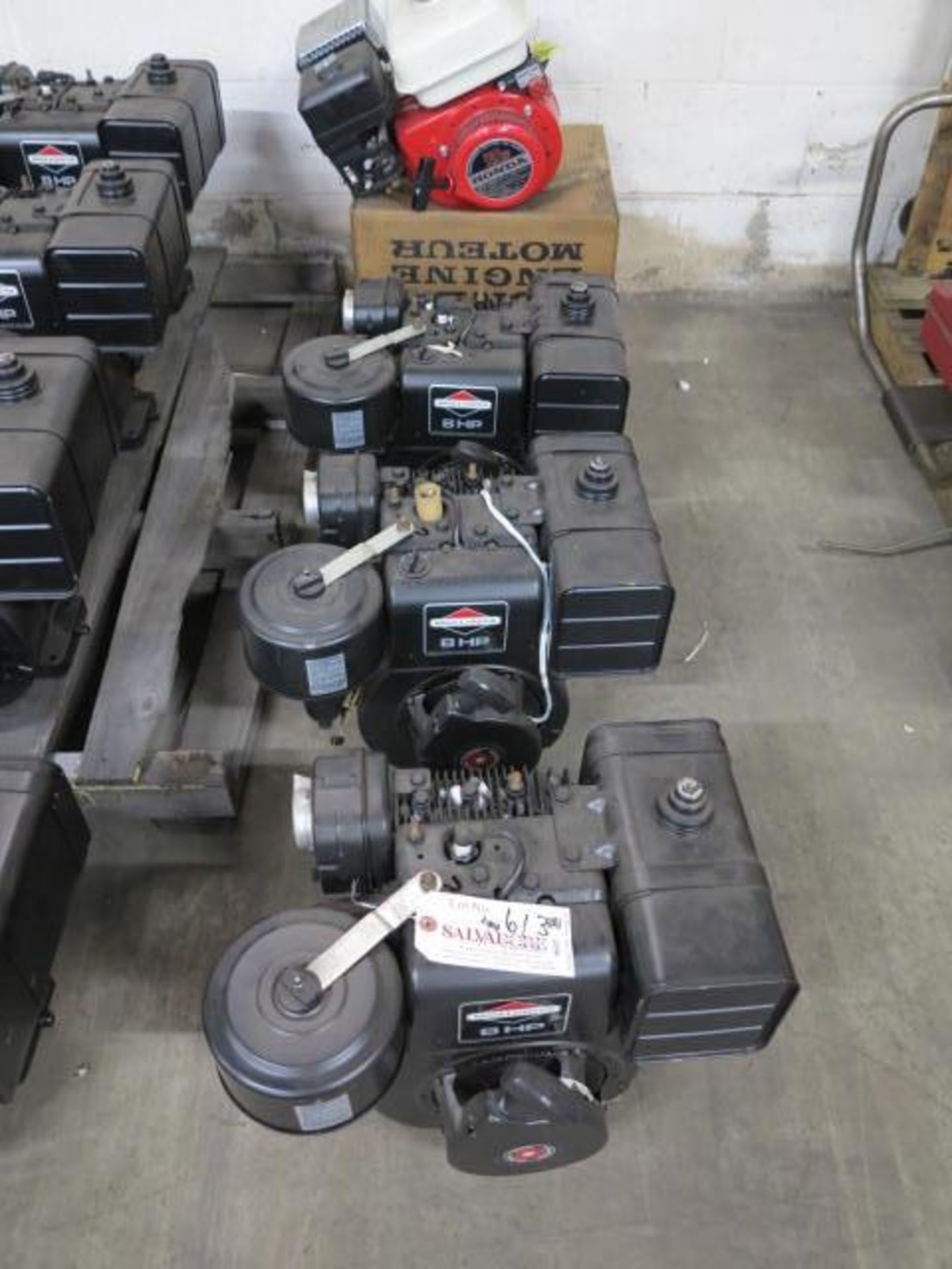 Lot (3 Briggs & Stratton 8 Hp Motor Unused, (1) Honda 5 Hp Motor