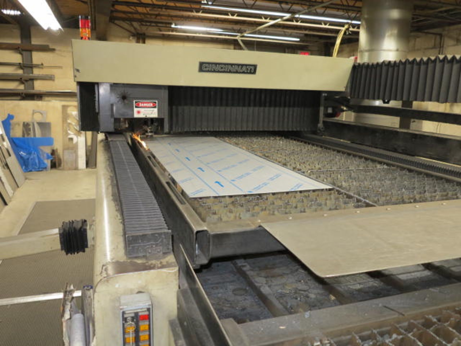 1999 Cincinnati CL6 Laser, Twin Shuttles, 5X10 CNC Laser S/N 51463, GE Fanuc Laser Model C2000C,