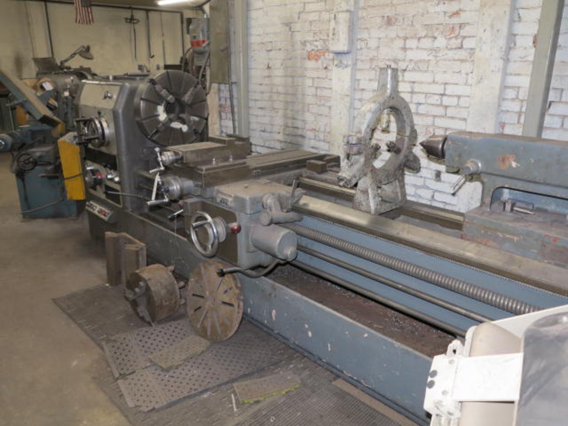 INVESTARE ''Lansing G'' 24'' Lathe 24'' Swing 72'' Bed, Strady Rest, Tail Stock, Power Saddle, - Image 2 of 3