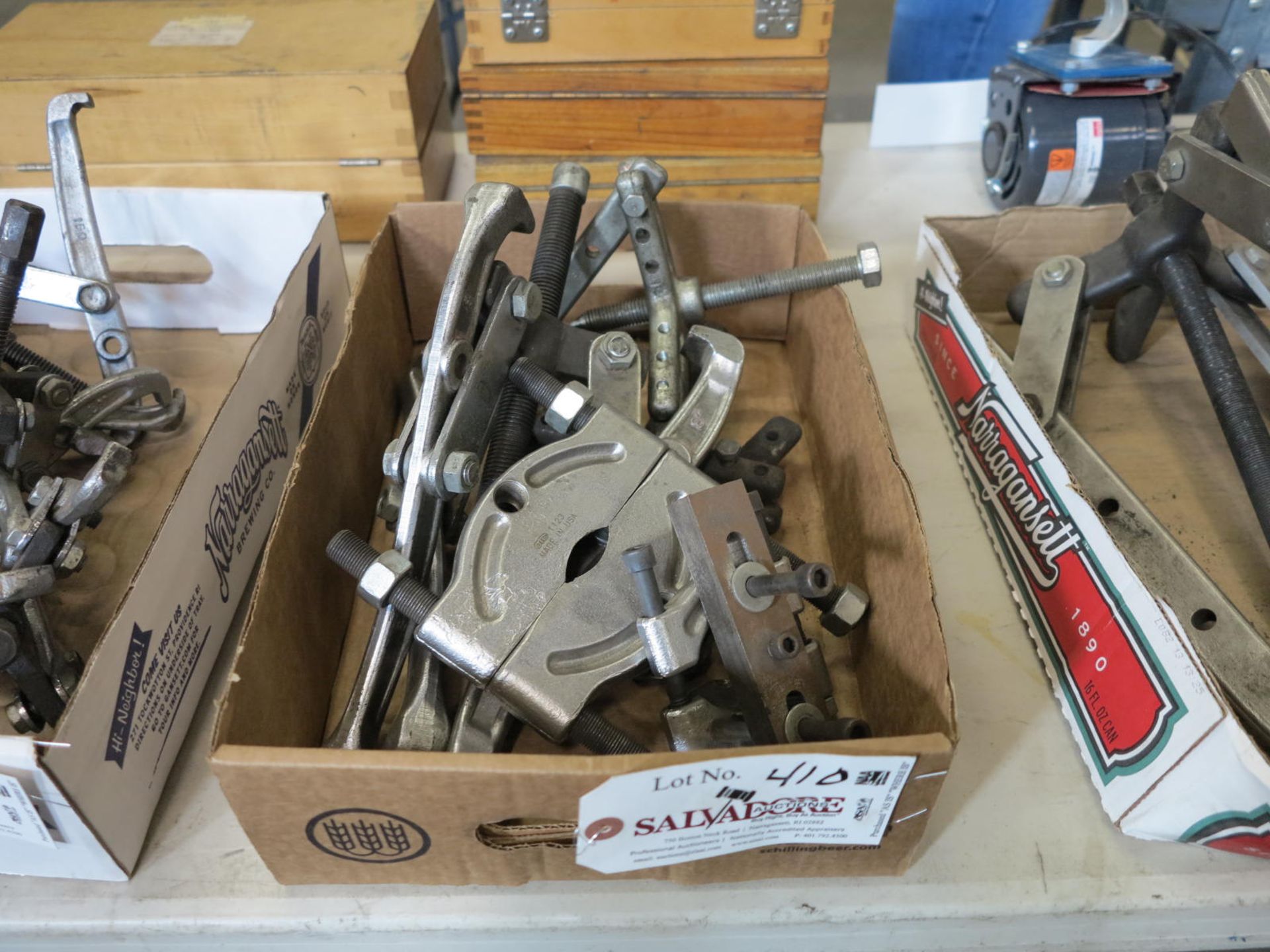 Lot Wheel Pullers Located in Warwick RI