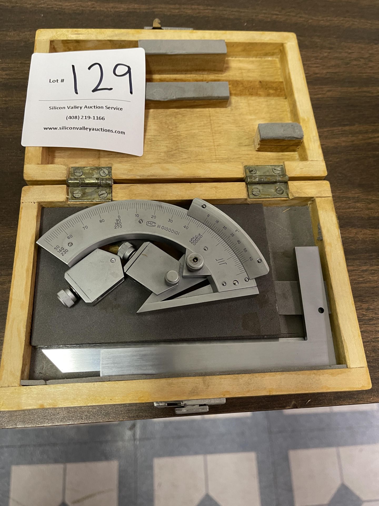 Universal Basic Protractor in wood box