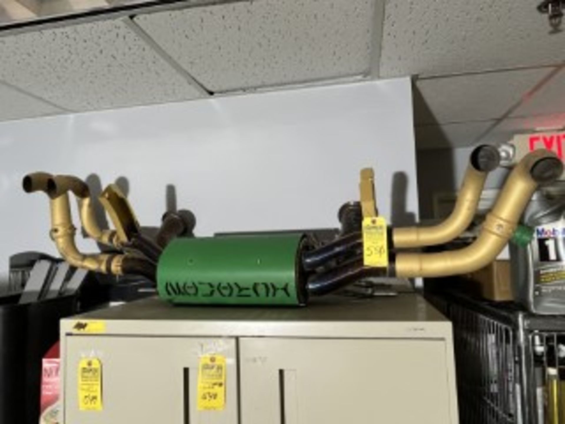 EXHAUST SYSTEM