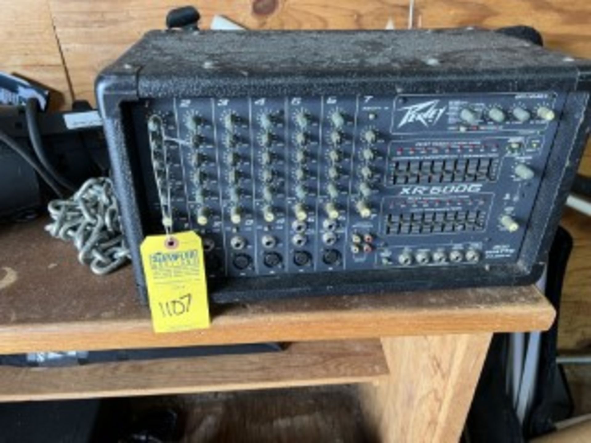 PEAVEY XR6006 MIXER - 400 WATT