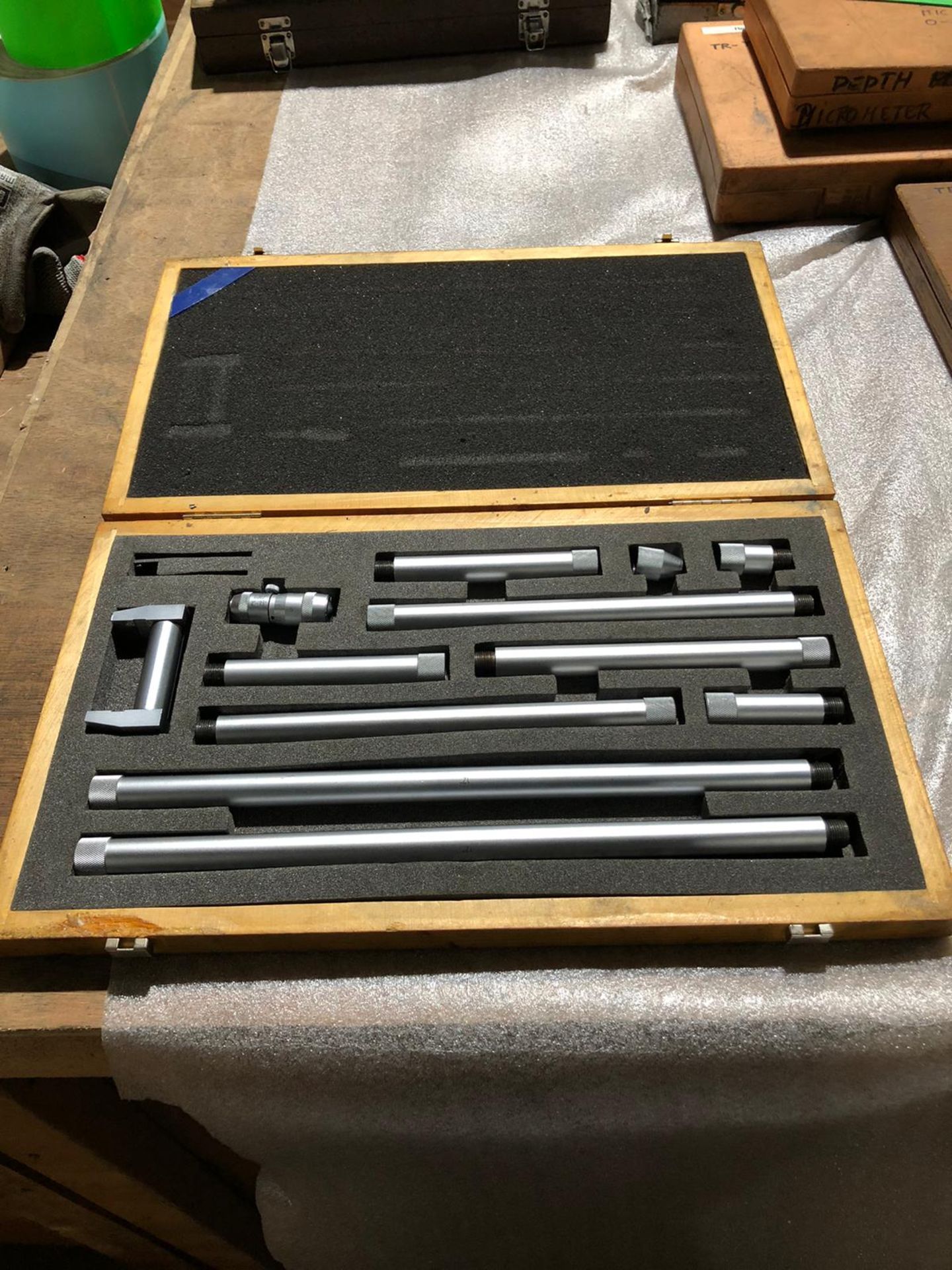 Fowler Inside Micrometer Set with attachments from 2-60" huge range in case