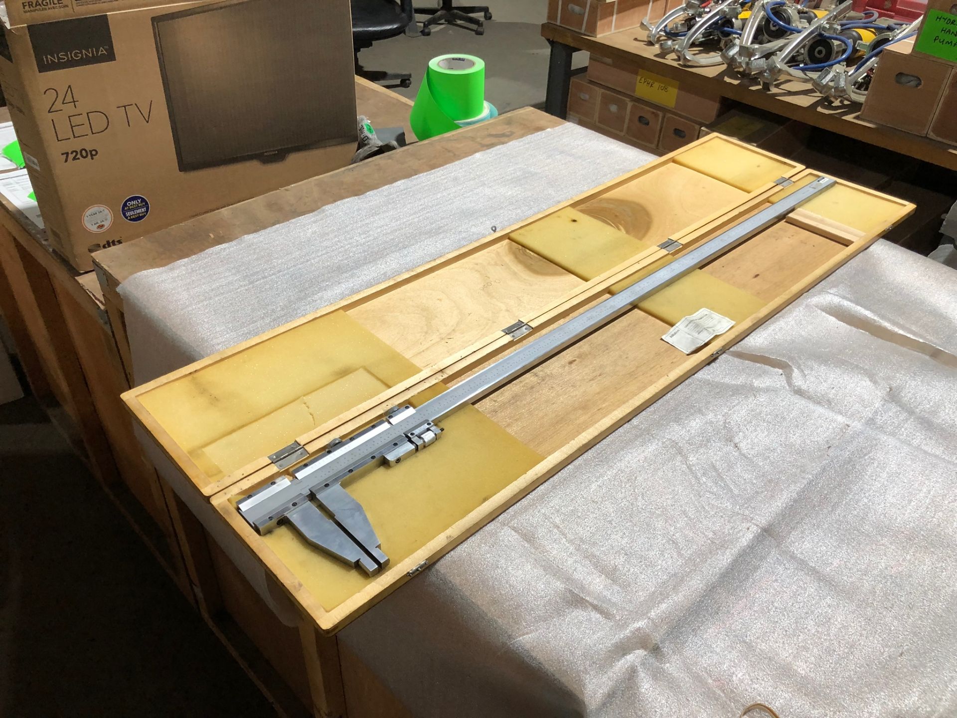 Nice Vernier Unit 40" Caliper in Case - Image 3 of 3