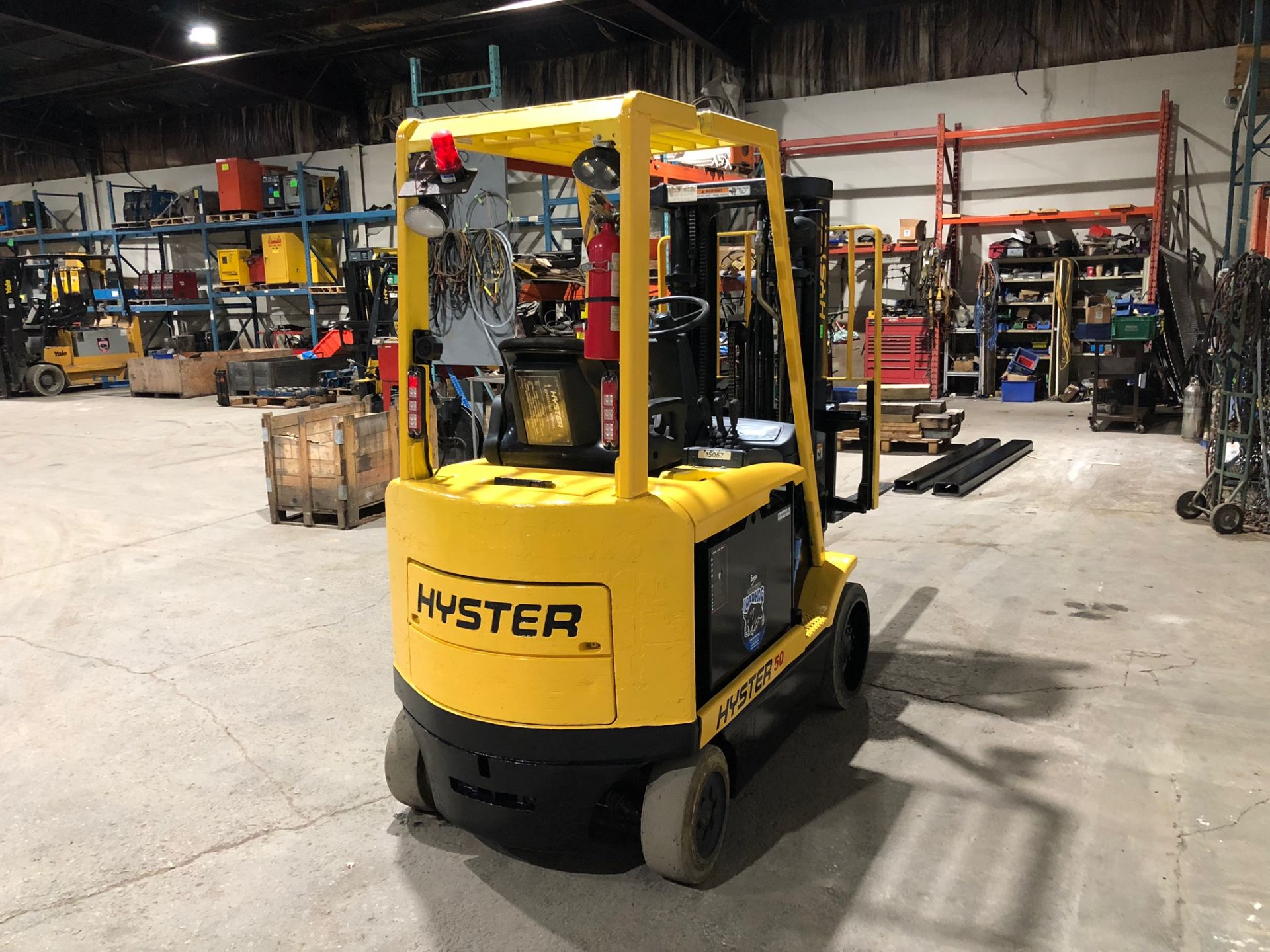 NICE Hyster 50 - 5,000lbs Capacity Forklift Electric with Sideshift 3-stage mast 48V - FREE CUSTOMS - Image 3 of 5