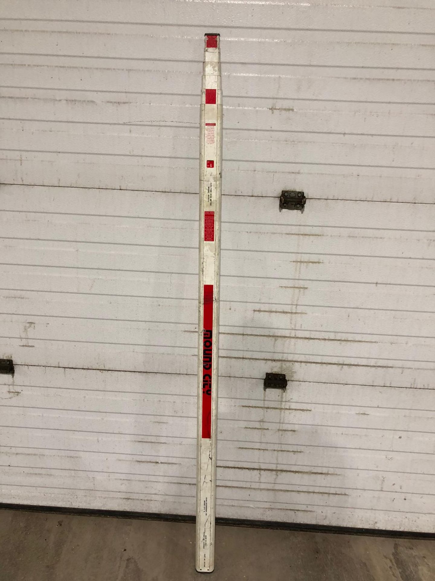 Mound City Retractable 6m Long Measuing Stick
