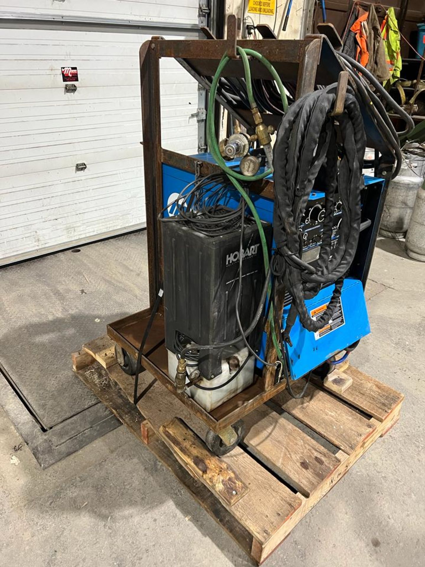 Miller Syncrowave 250 Tig Welder with LOTS of cables and tig gun complete with welding water cooler - Image 2 of 4