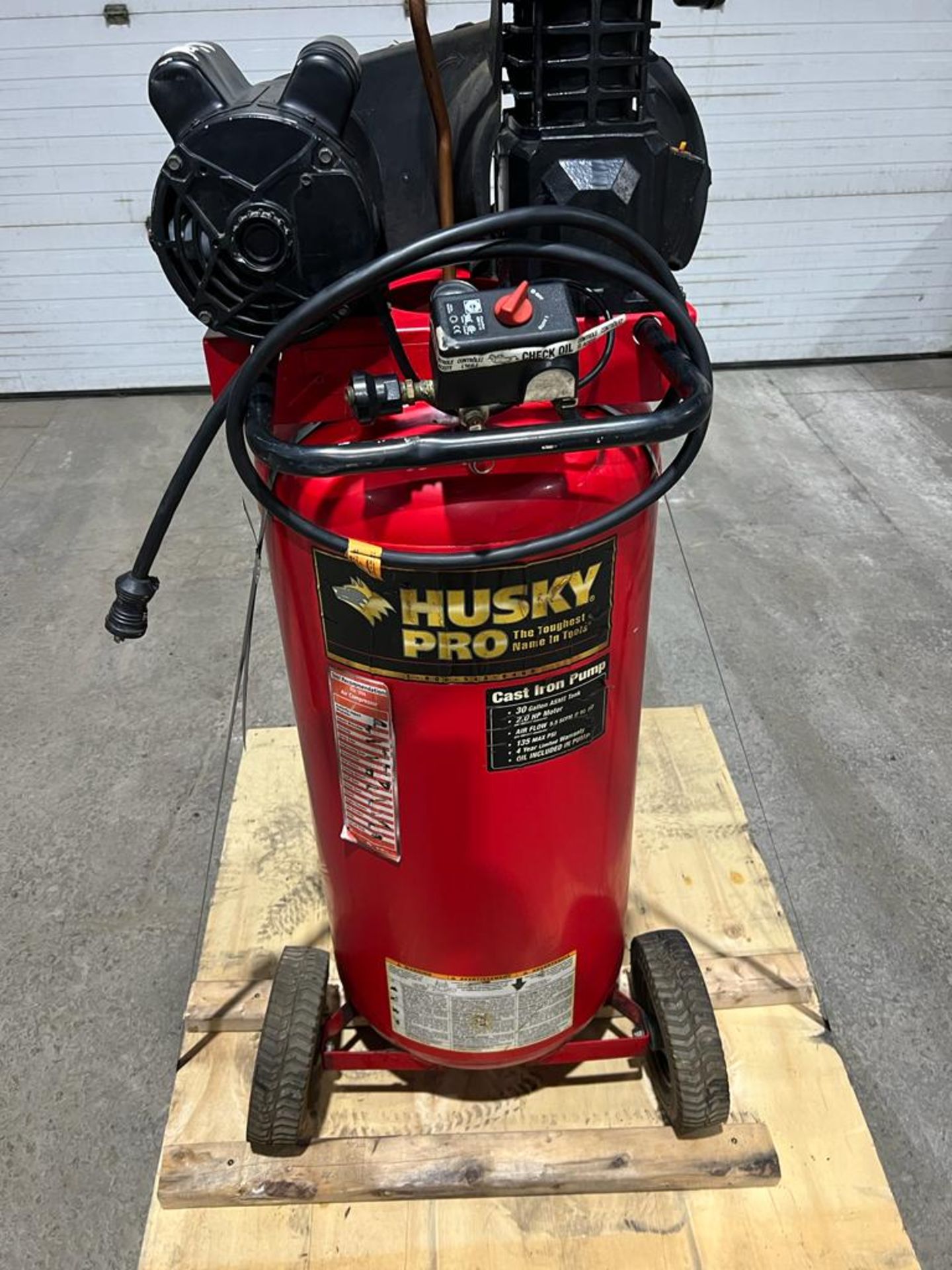 Husky Shop Air Compressor Unit with Vertical Tank