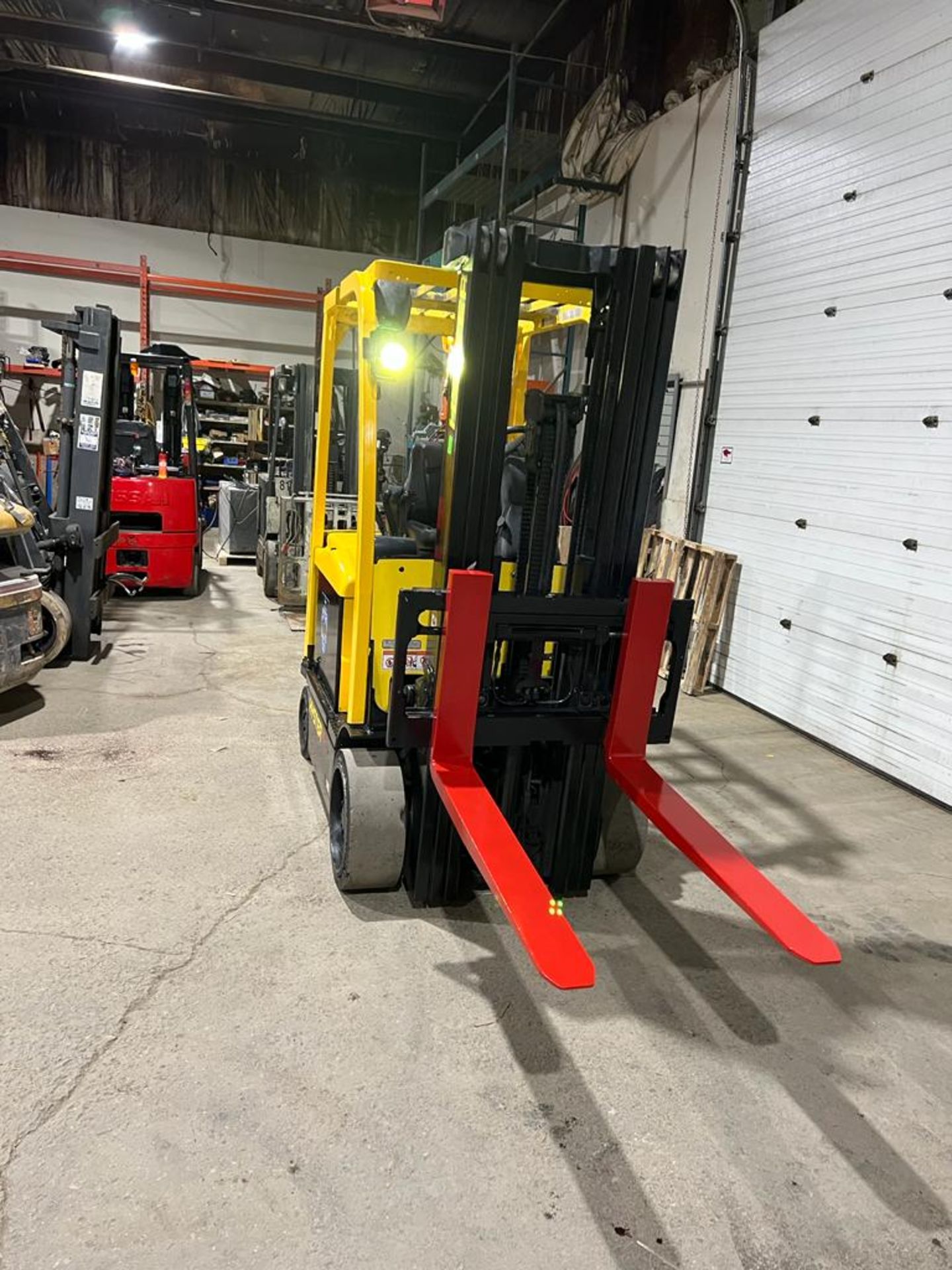 NICE 2016 Hyser 60 - 6,000lbs Capacity Electric Forklift 48V with Sideshift 48" forks - 3-stage mast - Image 2 of 4