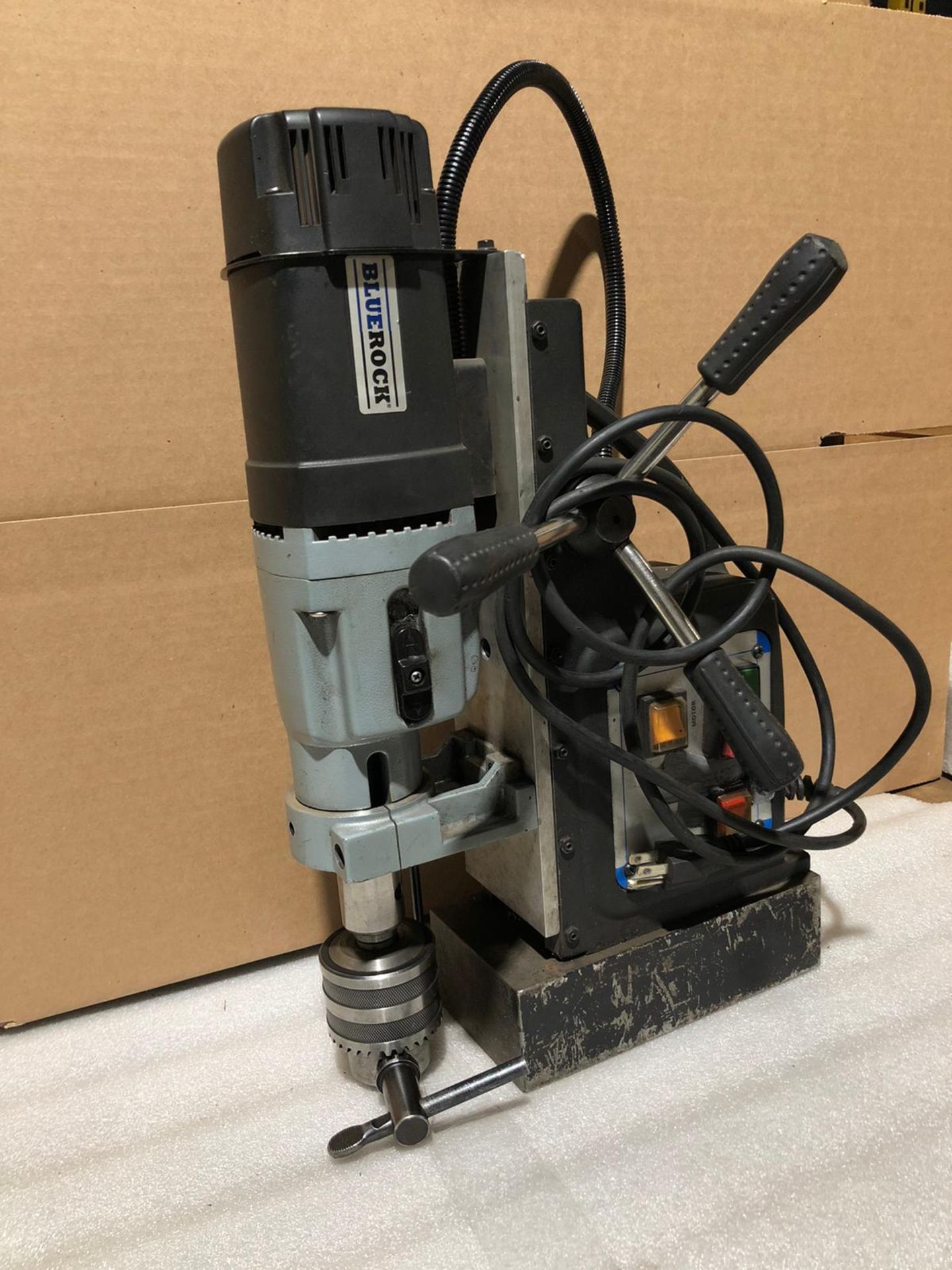 BlueRock Magnetic Mag Drill Unit with Drill Chuck - 120V - Image 3 of 4