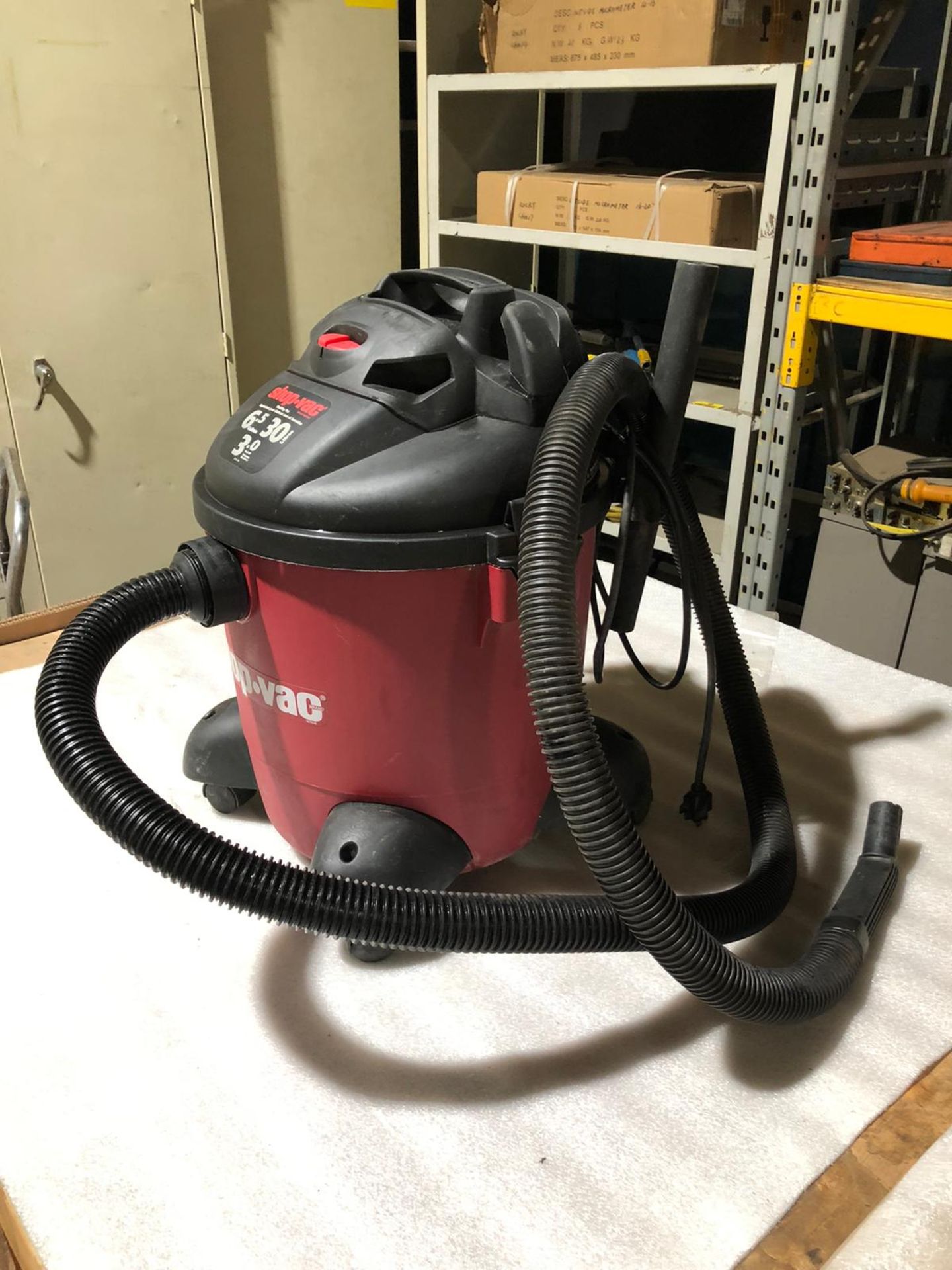 Shop Vac Unit - Shop Vacuum Industrial 6.5 gallon / 30 Litres 3HP *** FROM 5-STAR RIGGING - Image 2 of 2