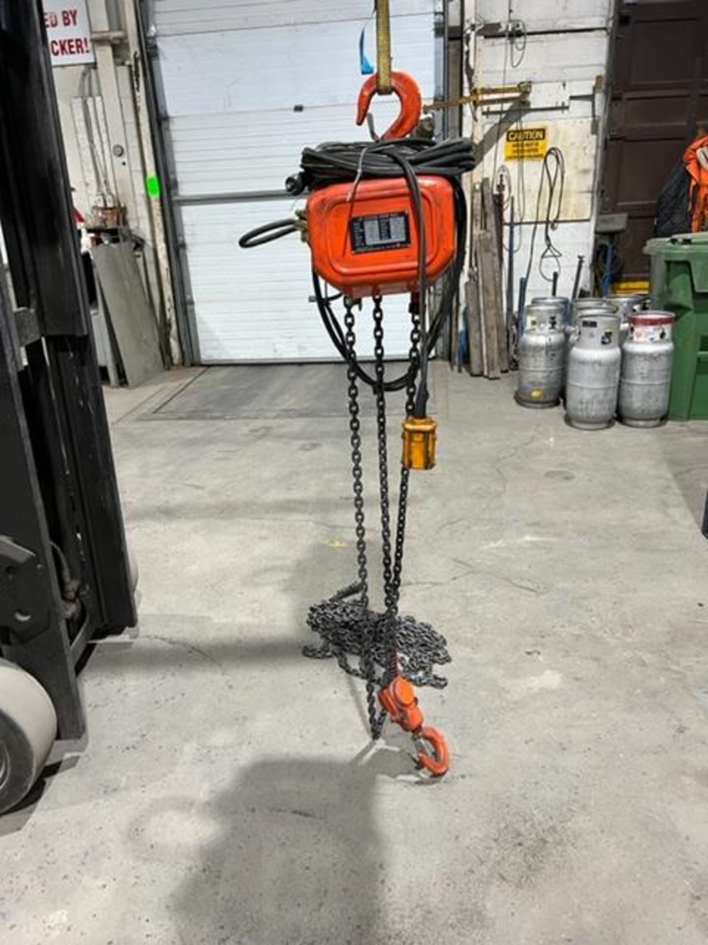 Jet 2 ton Capacity Electric Hoist - 25' Lift - 110/220V with Pendant - Image 2 of 2