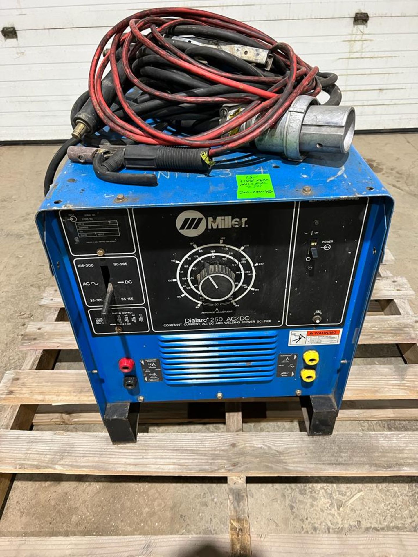 Miller Dialarc 250 AC/DC Welder with LOTS of cables and gun 208/230/460V