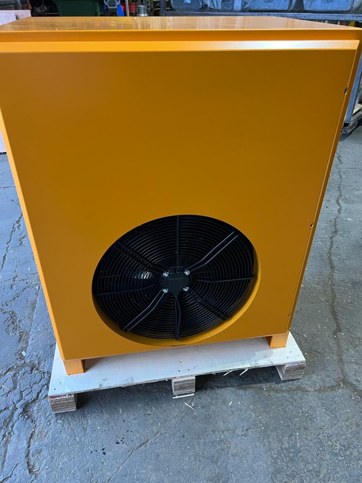 MINT Pneu-Airtec Compressed Air Dryer 476 CFM - 100HP UNUSED / NEW unit - Image 2 of 2