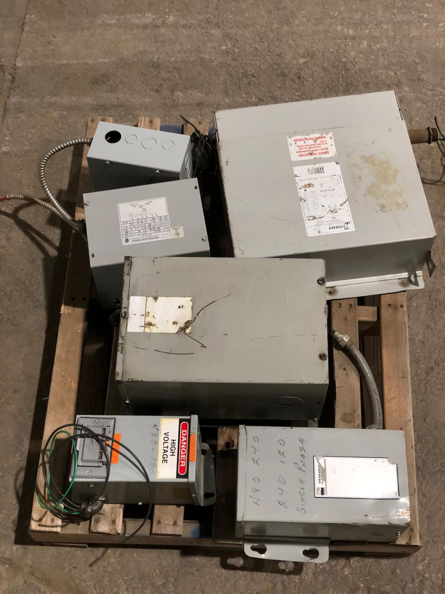 Lot of 5 (5 units) Electrical Transformers 1.5 to 5KVA units