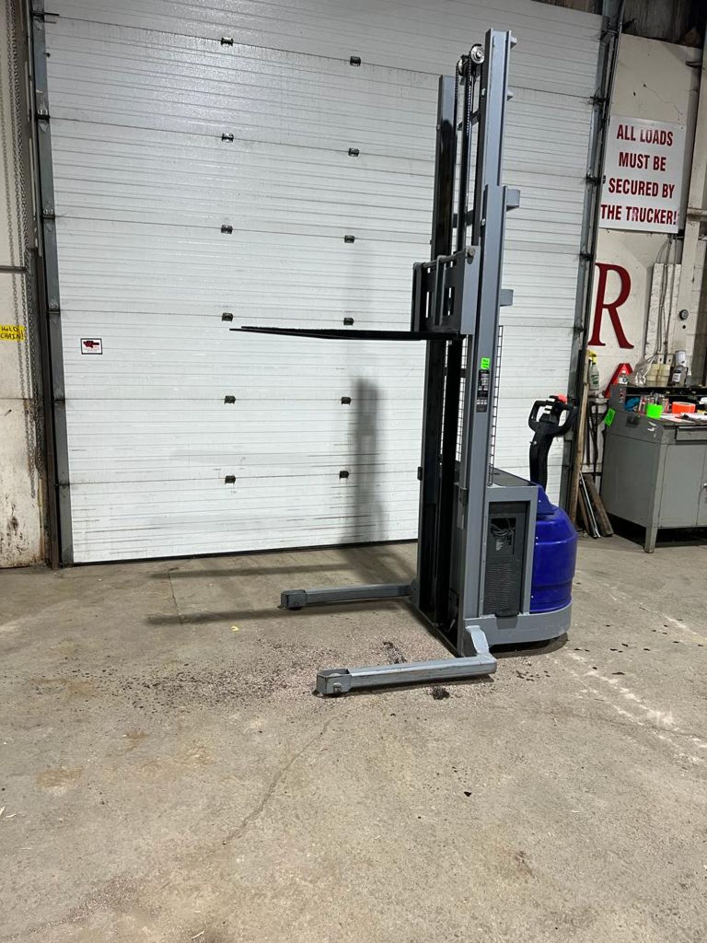 Blue Giant Pallet Stacker Walk Behind 2200lbs capacity BRAND NEW BATTERY 12V electric with 14'