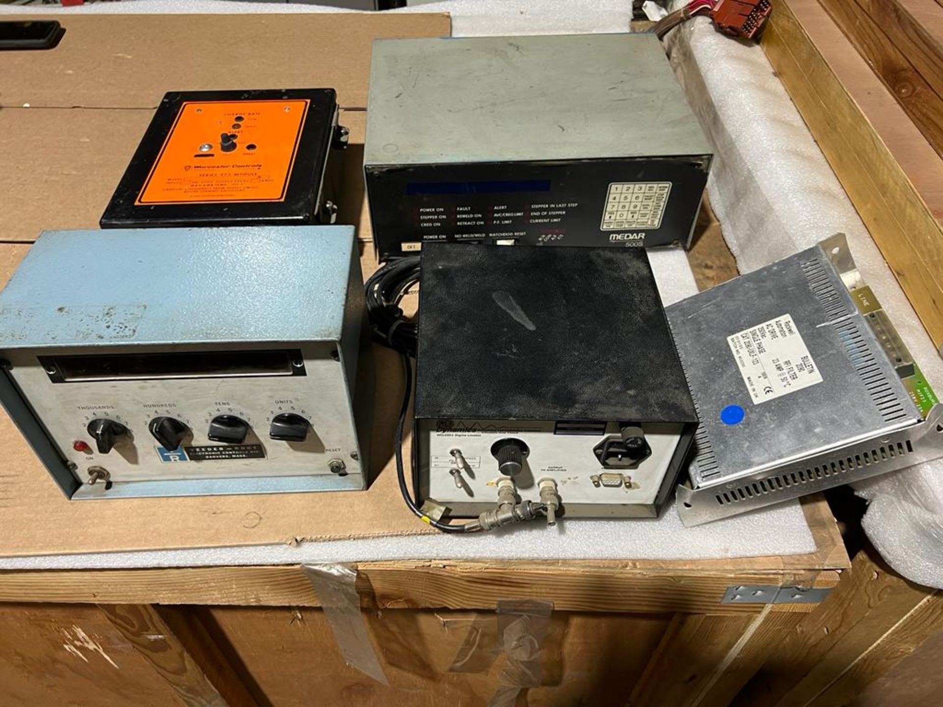 Lot of 5 (5 units) Misc Controllers - Worcester Controls, Veeder Root, Medar 500S, MB Dynamics