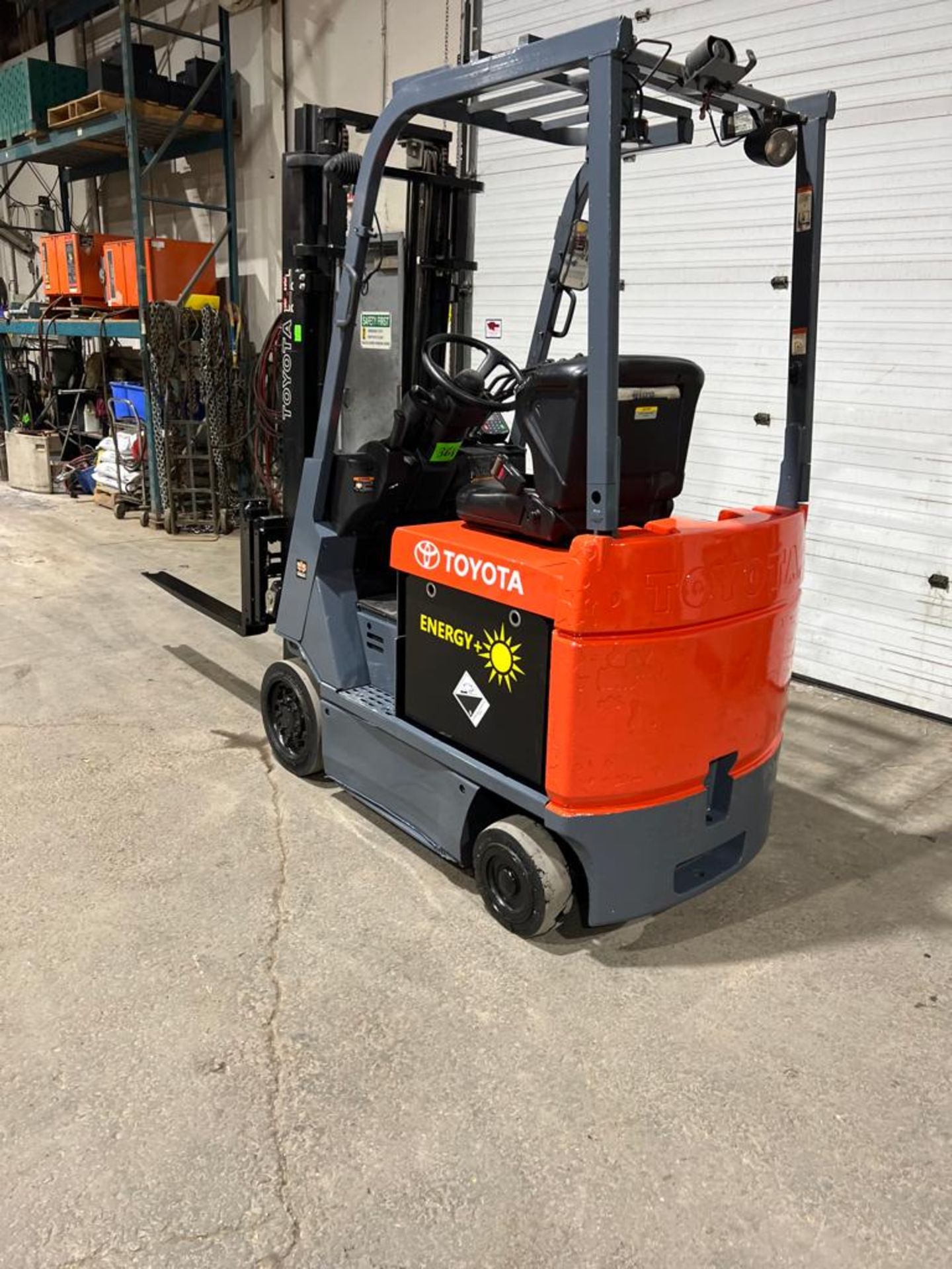 NICE 2018 Toyota 3,000lbs Capacity Forklift Electric with NEW 36V Battery with Fork Positioner and - Image 4 of 4