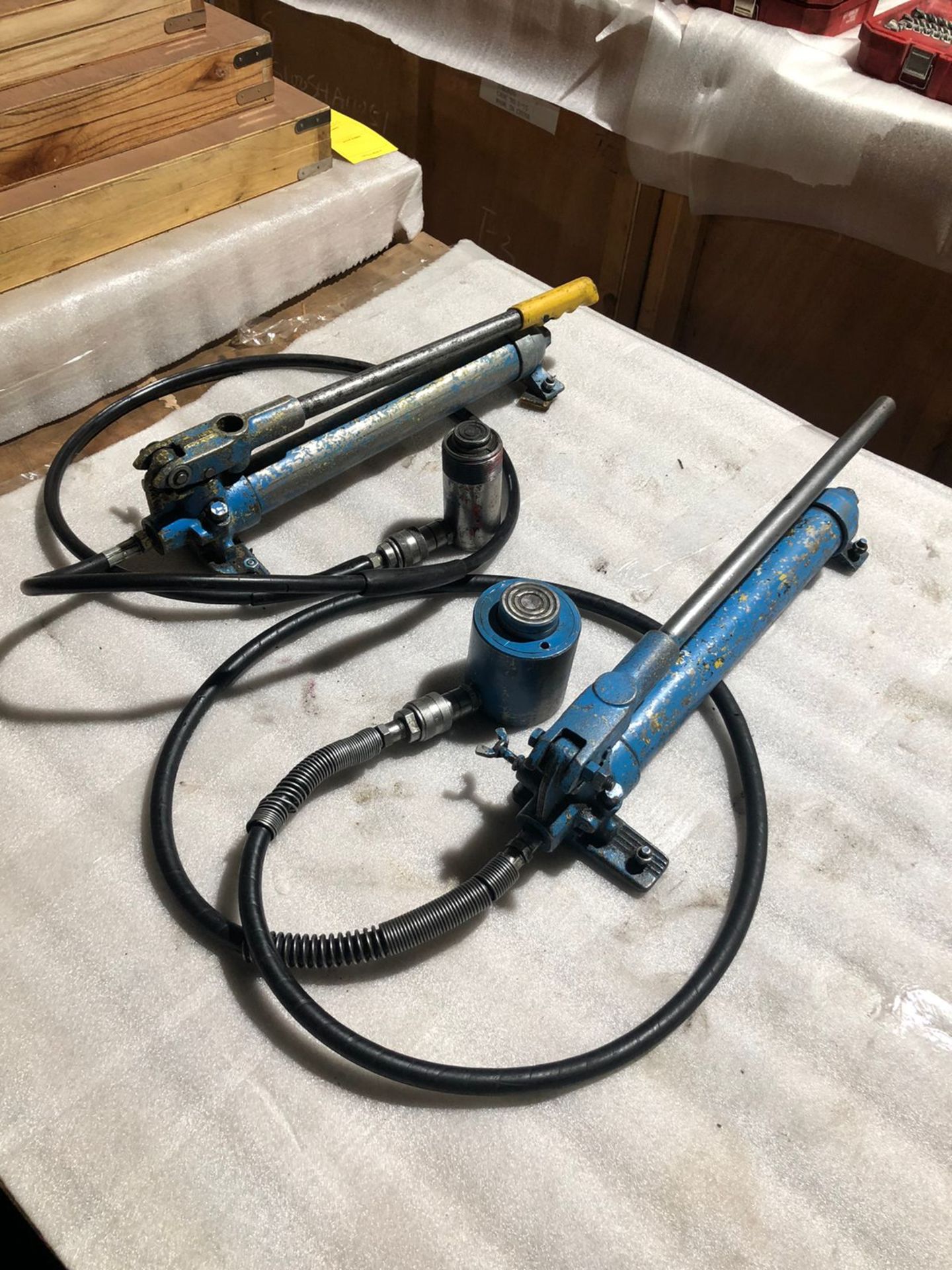 Lot of 2 (2 units) Enerpac Hand Pumps with Jacks *** FROM 5-STAR RIGGING - Image 2 of 2