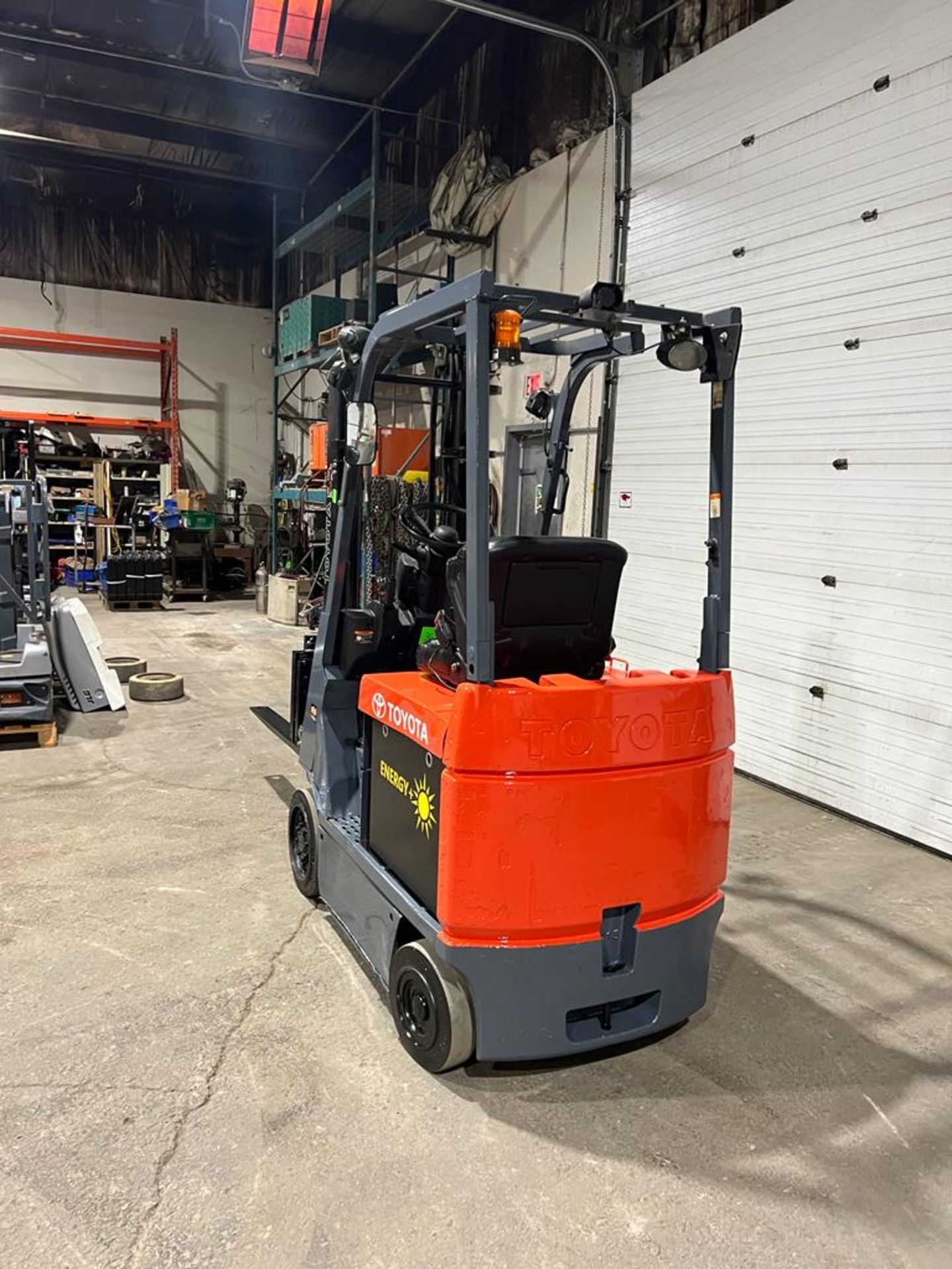 NICE 2018 Toyota 3,000lbs Capacity Forklift Electric with NEW 36V Battery, with Fork Positioner - Image 3 of 3