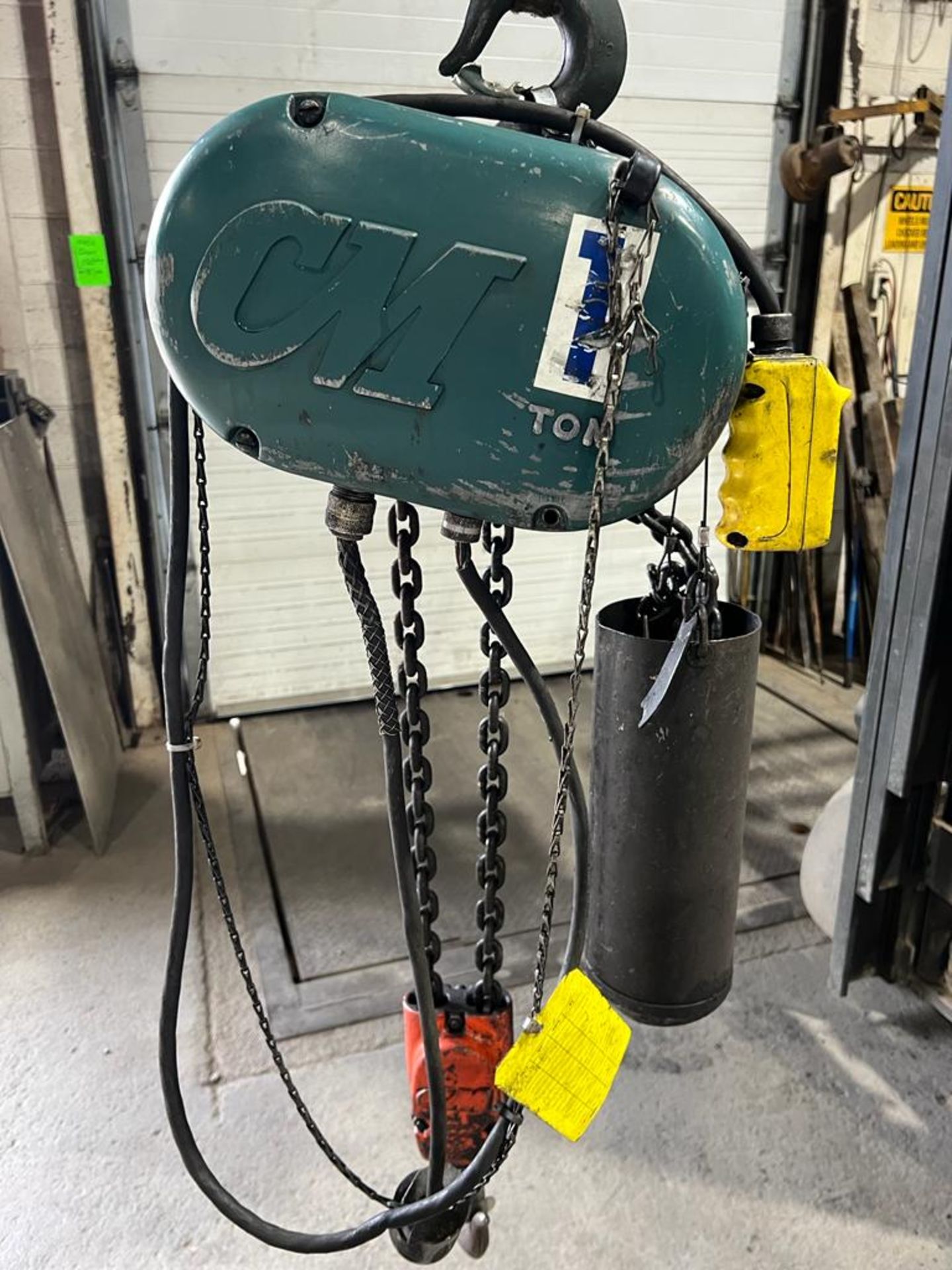 CM 1 ton Capacity Electric Hoist with Pendant 208/220/440V - Image 2 of 2