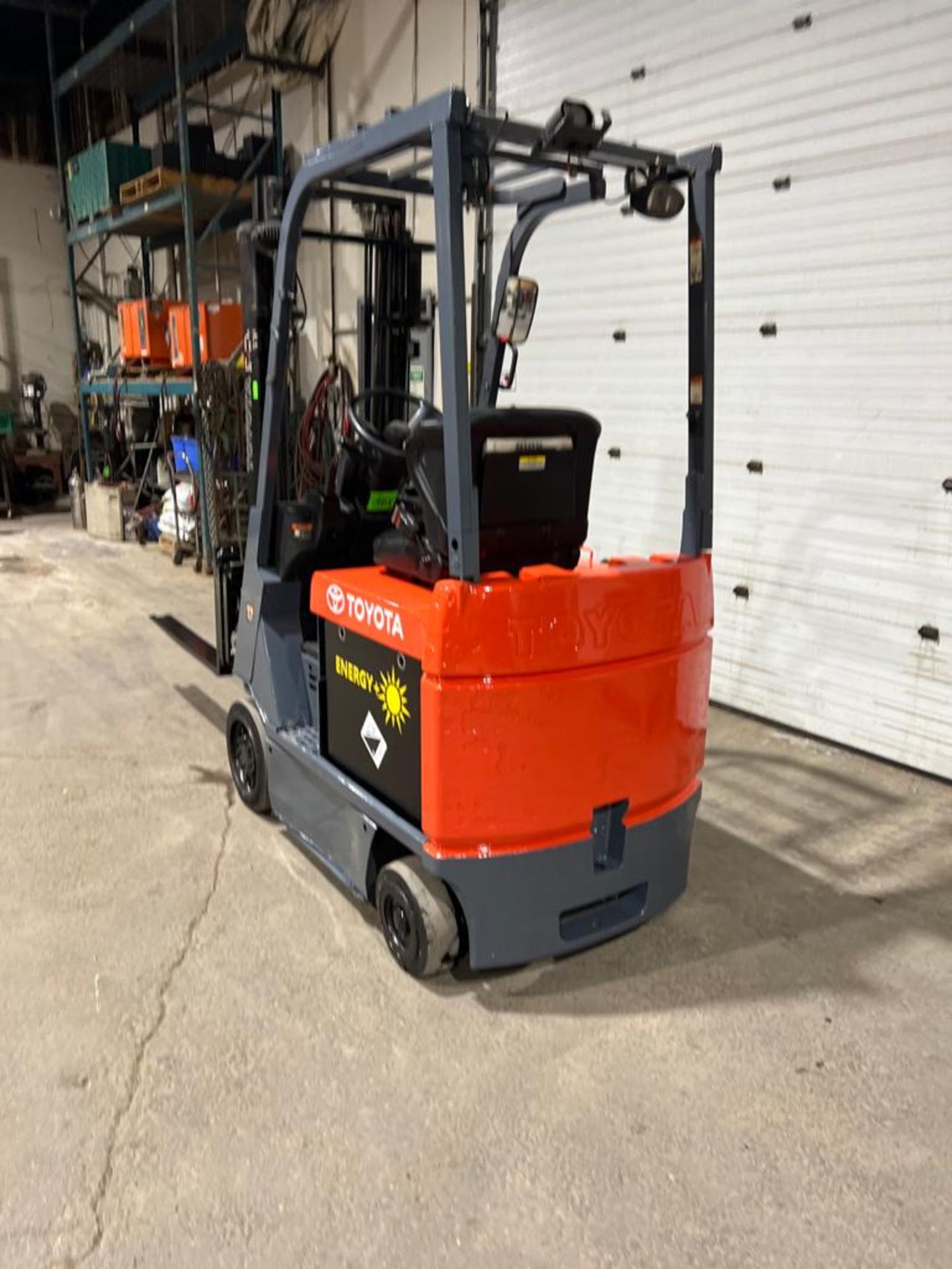 NICE 2018 Toyota 3,000lbs Capacity Forklift Electric with NEW 36V Battery with Fork Positioner and - Image 3 of 4