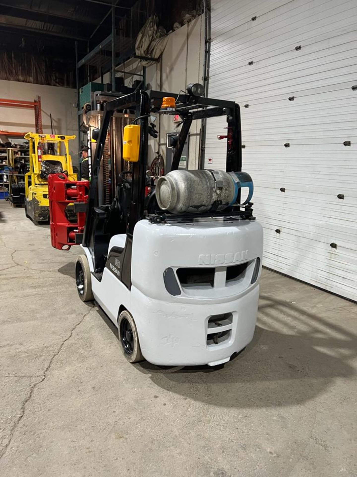 NICE Nissan 6,000lbs Capacity Forklift LPG (propane) with ROTATOR CLAMP Attachament - FREE - Image 3 of 5