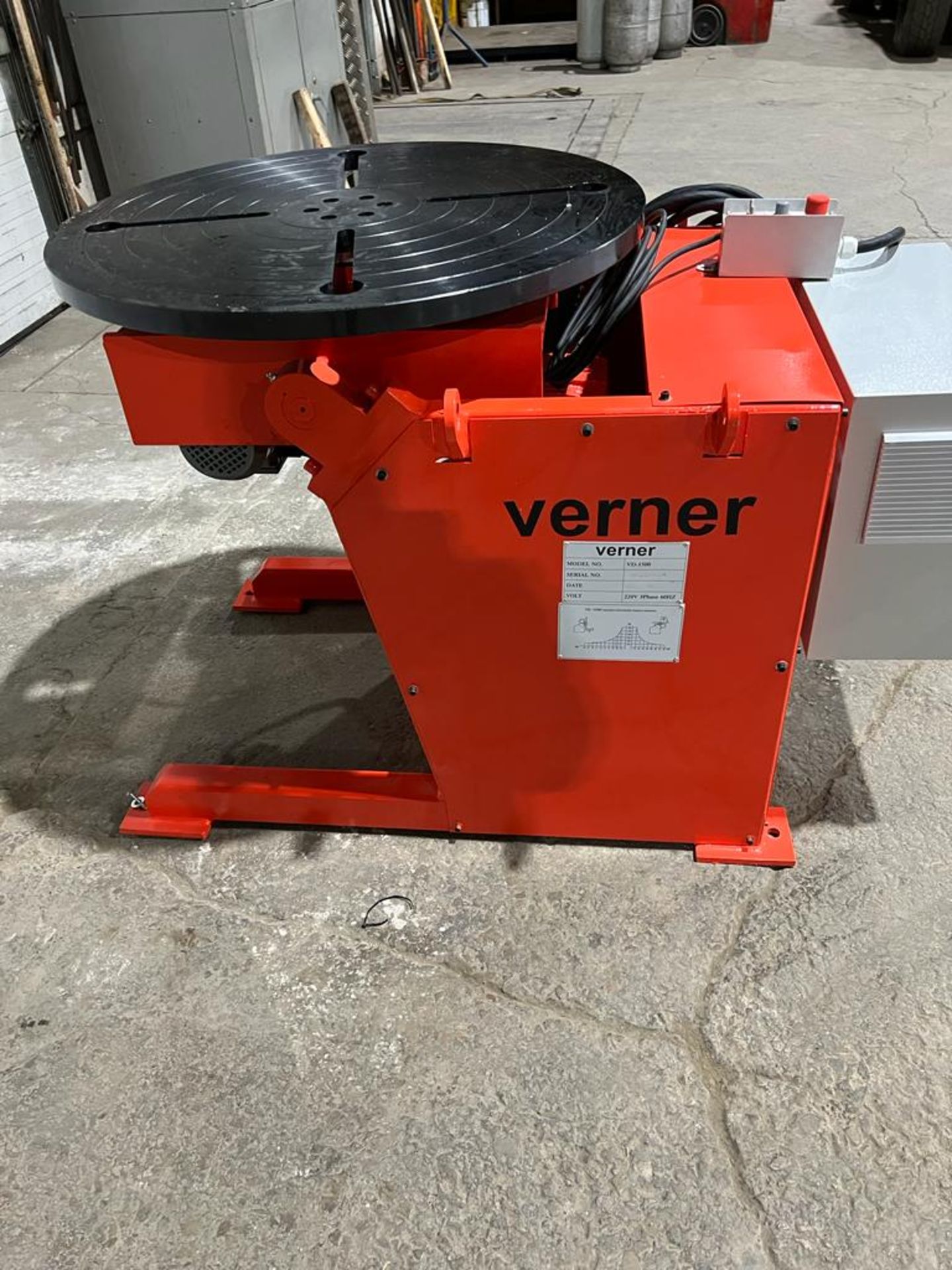 Verner model VD-1500 WELDING POSITIONER 1500lbs capacity - tilt and rotate with variable speed drive