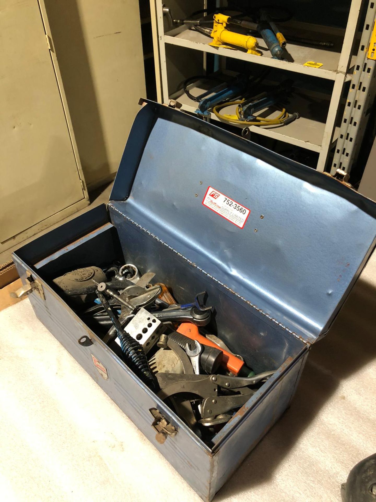 Toolbox with Misc Tools - contents included - Image 5 of 5