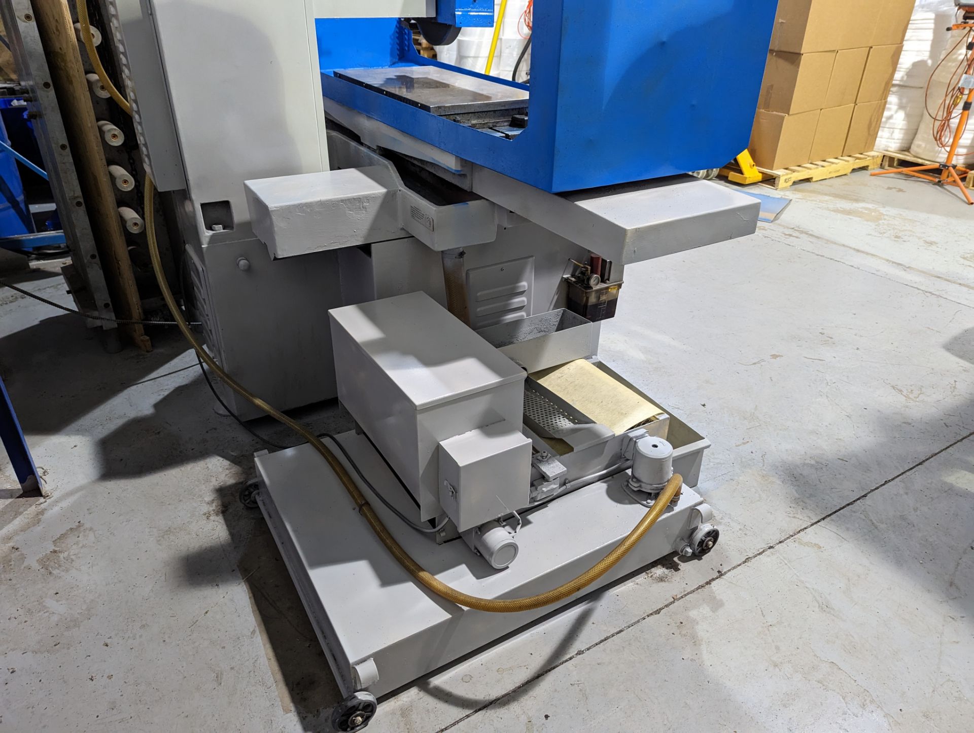 MINT Proth PSGS-4080AH Hydraulic Surface Grinder, 16x32" Grinding Surface of Table of Magnetic Chuck - Image 7 of 10
