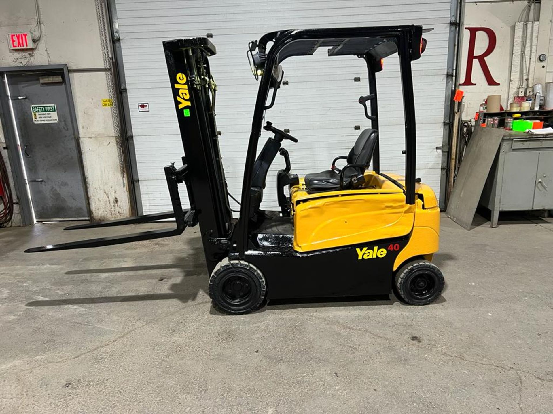 2013 Yale 4,000lbs Capacity INDOOR OUTDOOR Forklift Electric New Forks 48"- 48V battery