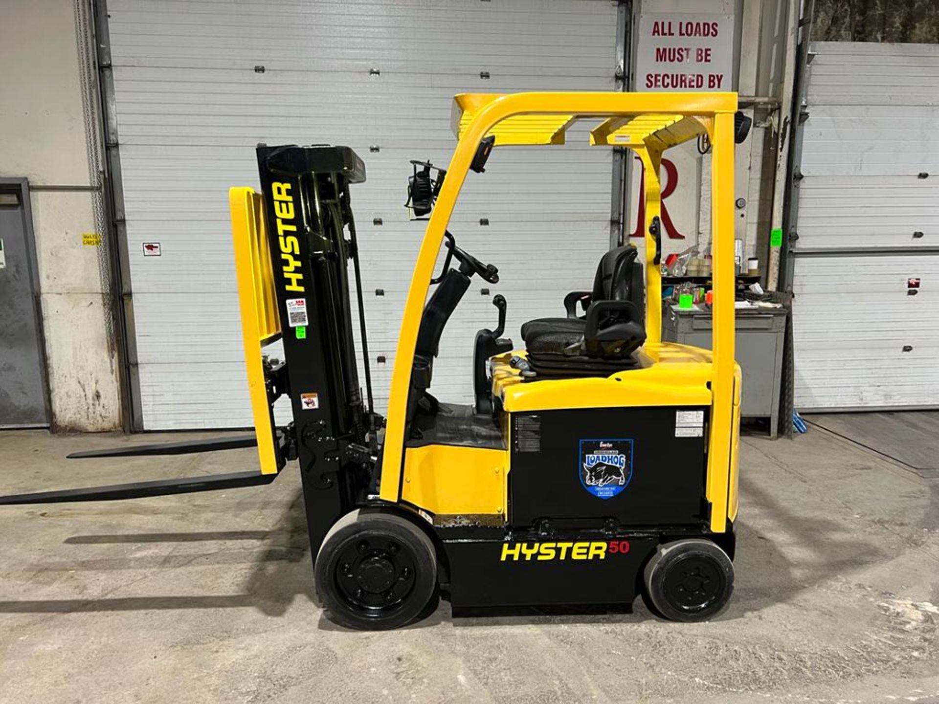 NICE 2016 Hyster 50 - 5,000lbs Capacity Forklift Electric NEW FORKS - Safety to Nov 2023 - 48V