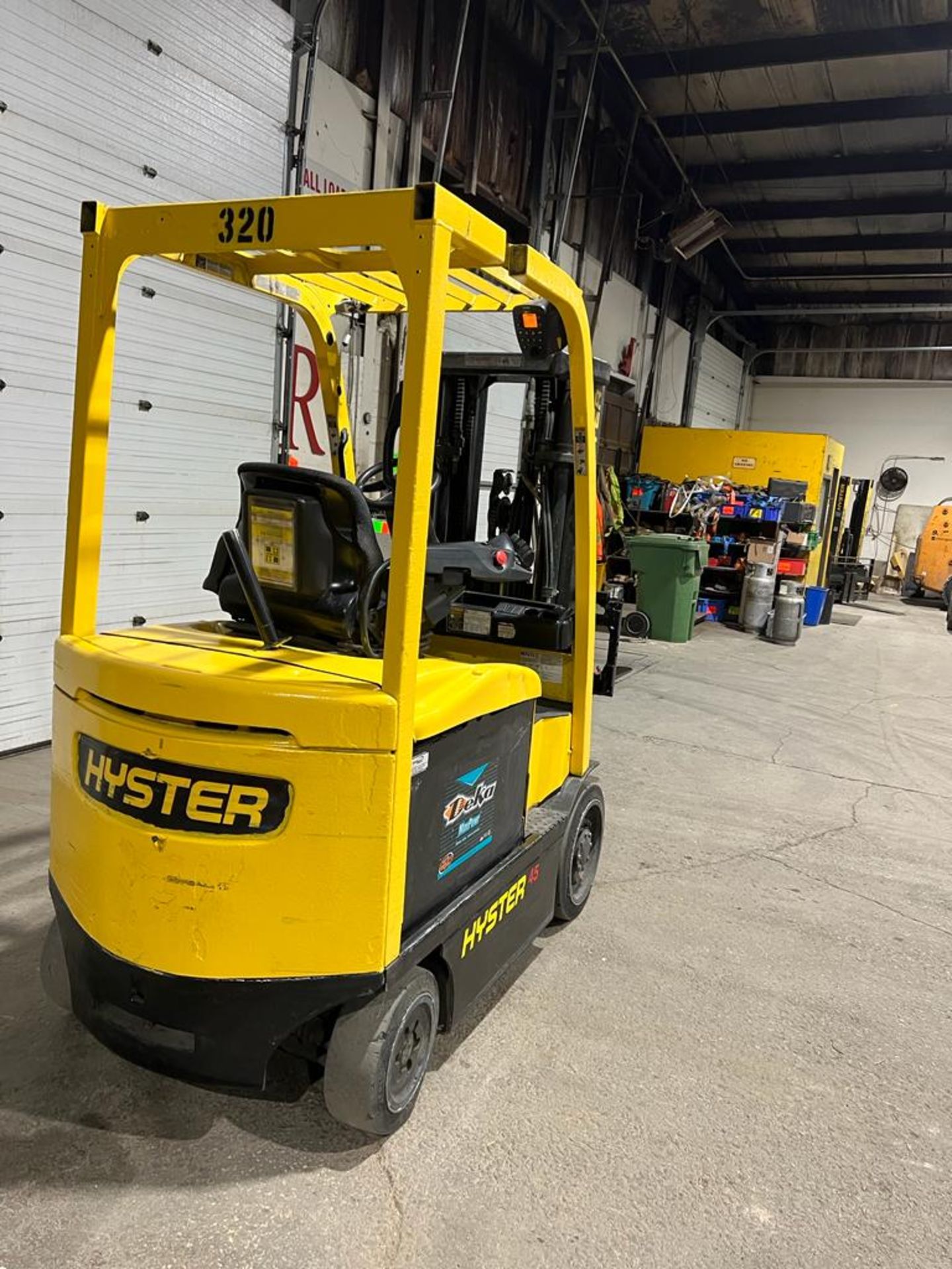 2009 Hyster 45 - 4,500lbs Capacity Forklift Electric - Safety to 2024 with Sideshift 3-stage mast - Image 3 of 4