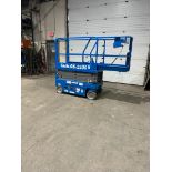 2012 Genie GS-1930 Electric Motorized Scissor Lift - with Extendable Platform Deck with pendant