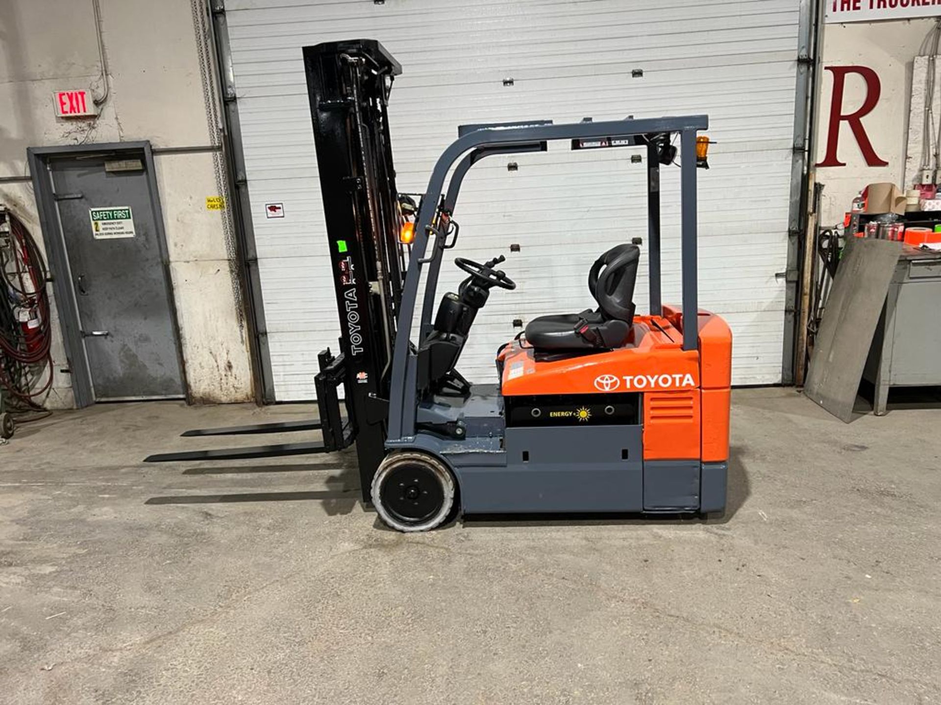 NICE Toyota 4,000lbs Capacity Forklift Electric 36V 3-Wheel with Sideshift 3-stage mast - FREE