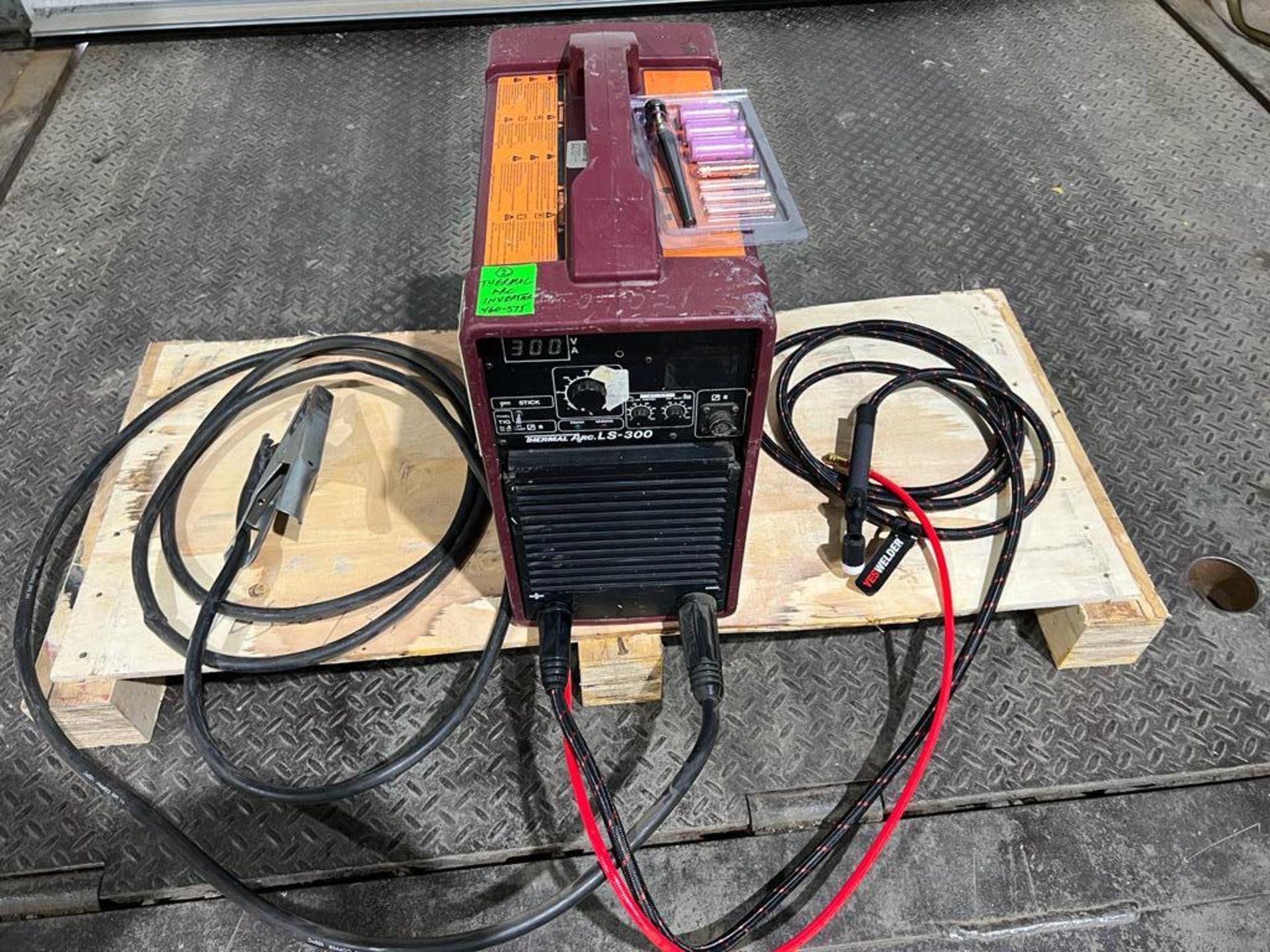 Thermal Arc Model LS-300 Arc Tig Welder Inverter with Cables and Gun 460/575V Complete - Image 2 of 3